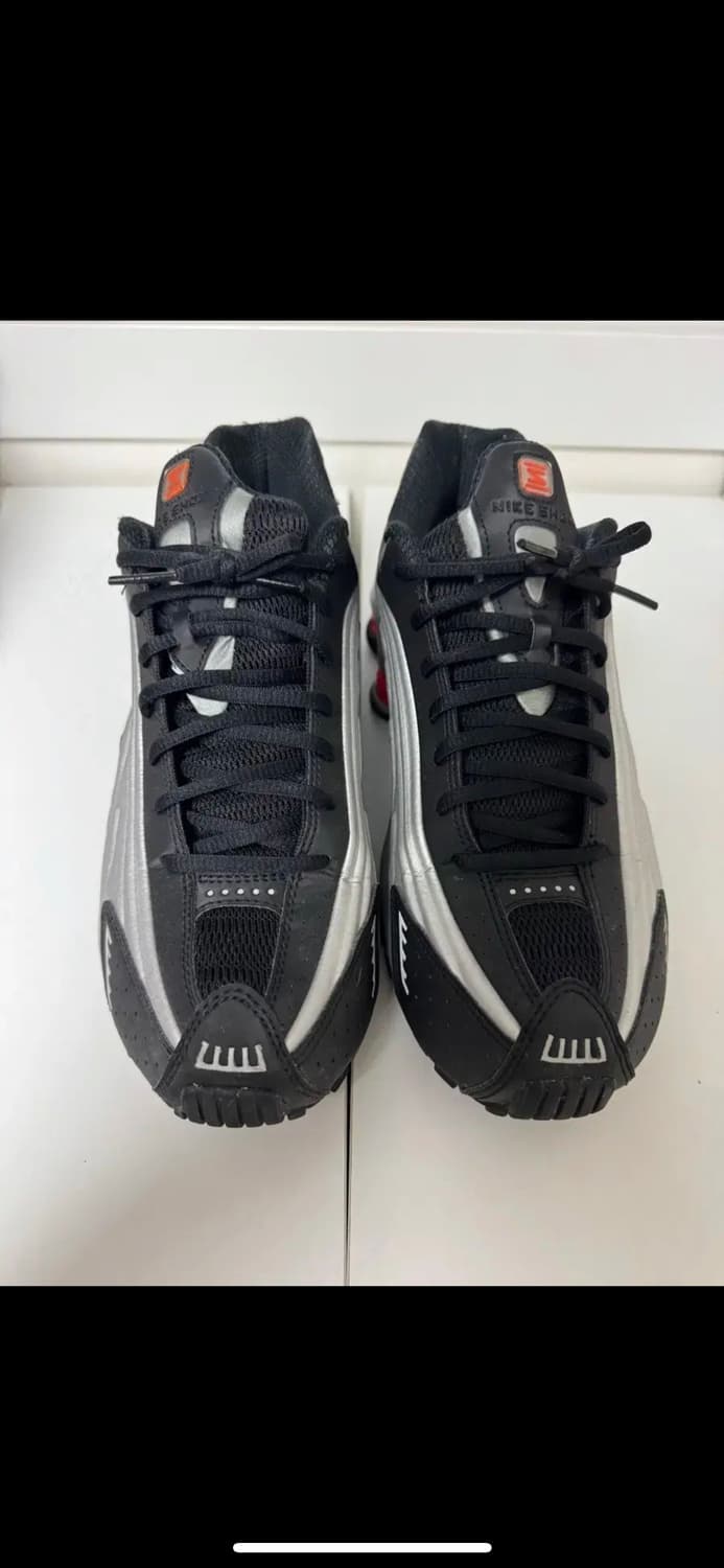 나이키 샥스 r4 메탈릭 실버레드 280 상품이미지2