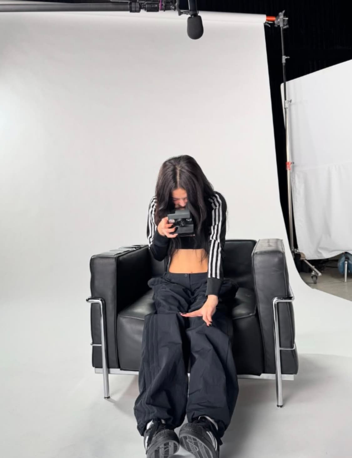 아디다스 비대칭 우븐 팬츠 와이드 바지 JX8111 구합니다 상품이미지1