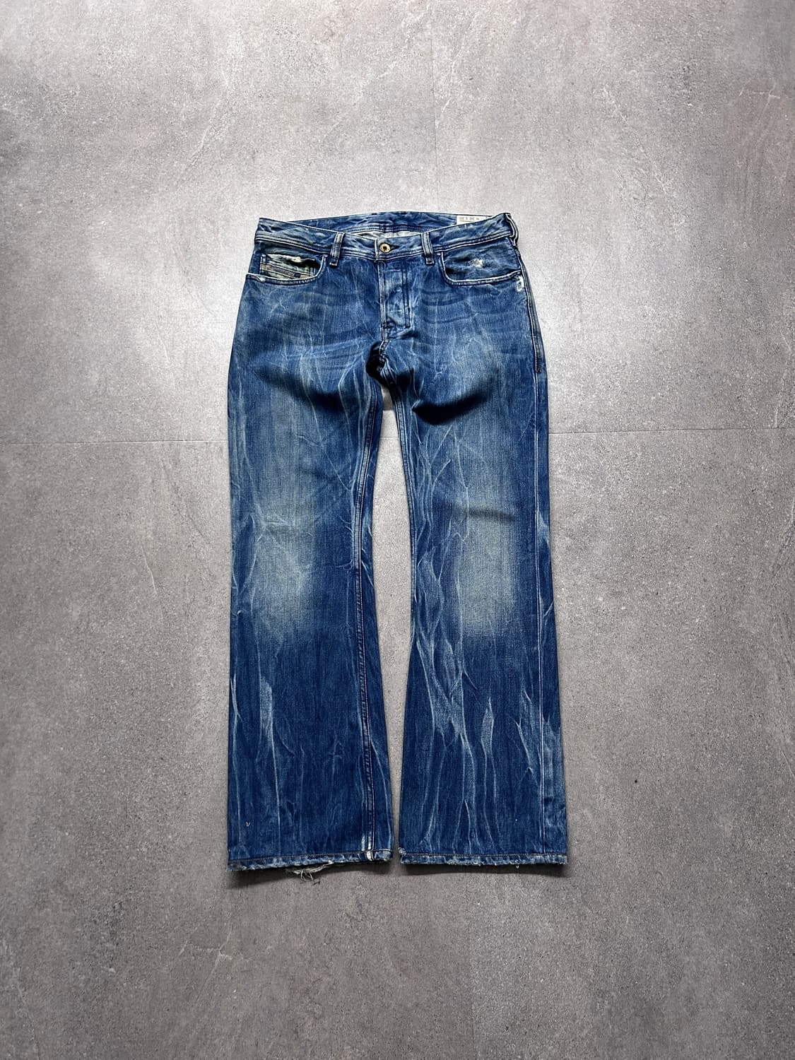 디젤 자티니 크랙 워싱 데님 팬츠 상품이미지4