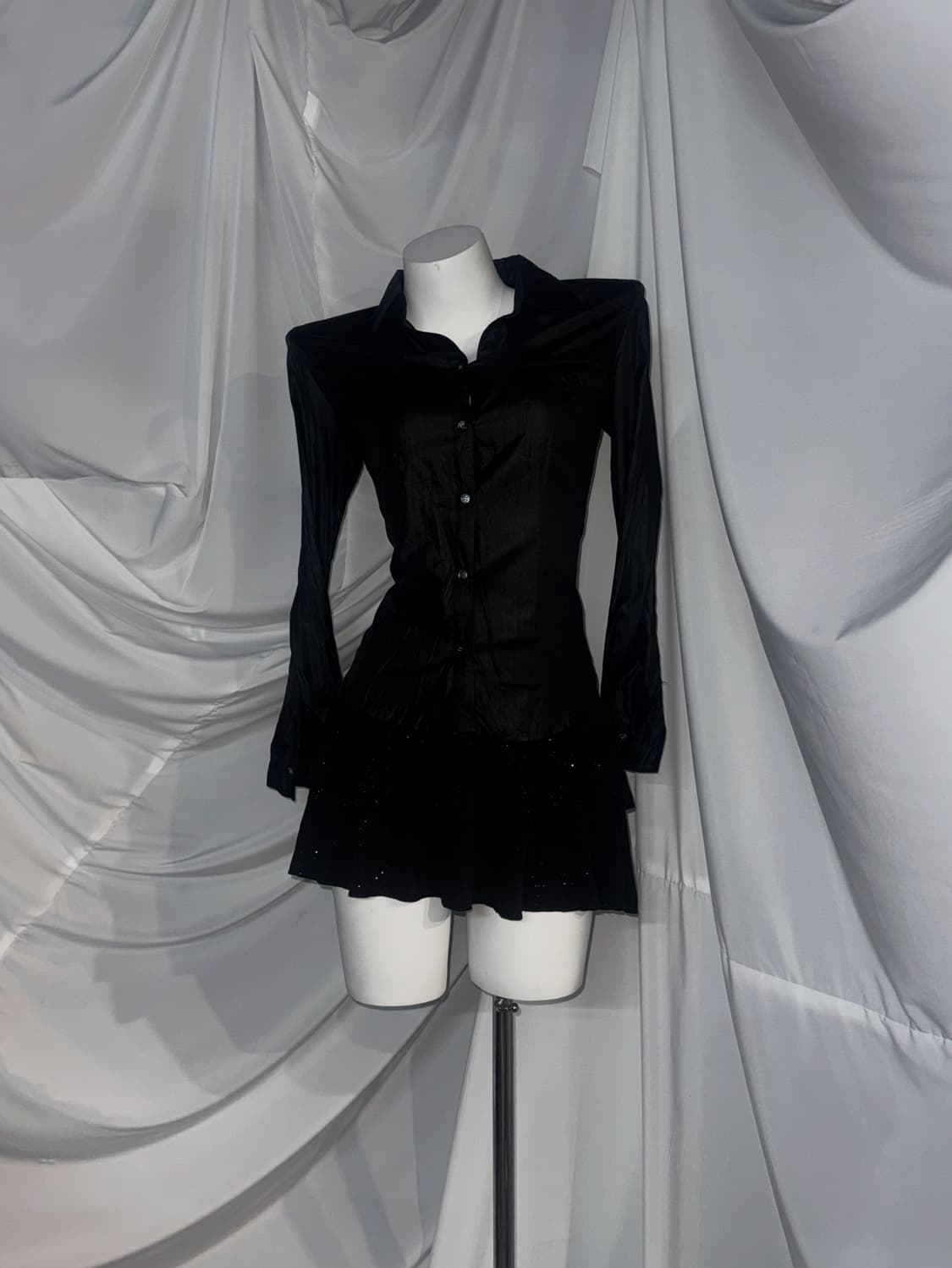 무채색 레드펑크 프레피 코디세트  상품이미지3