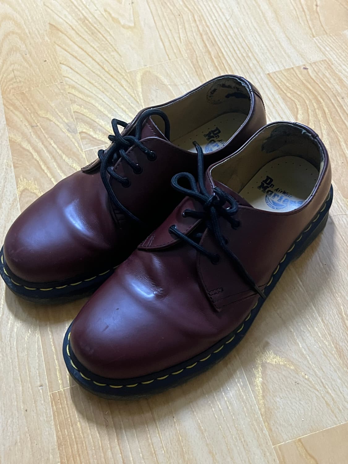 닥터마틴 1461 체리레드 상품이미지1