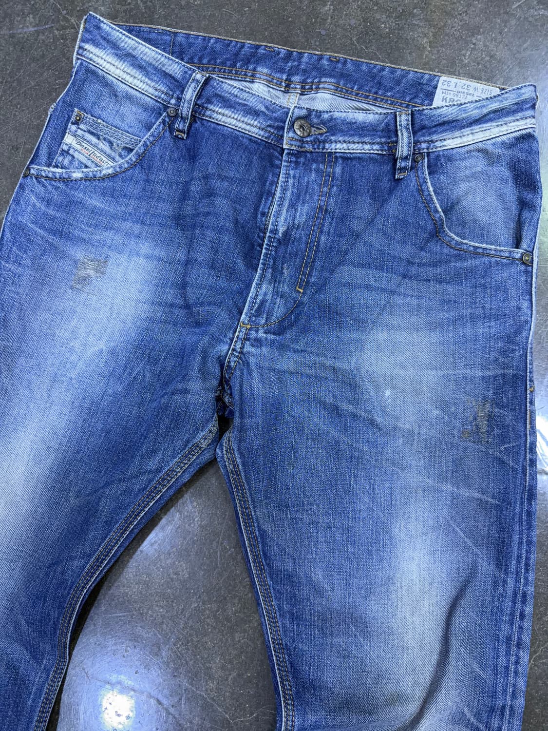 디젤 크룰리 빈티지 워싱 데미지 레귤러 슬림 데님팬츠 32 상품이미지3