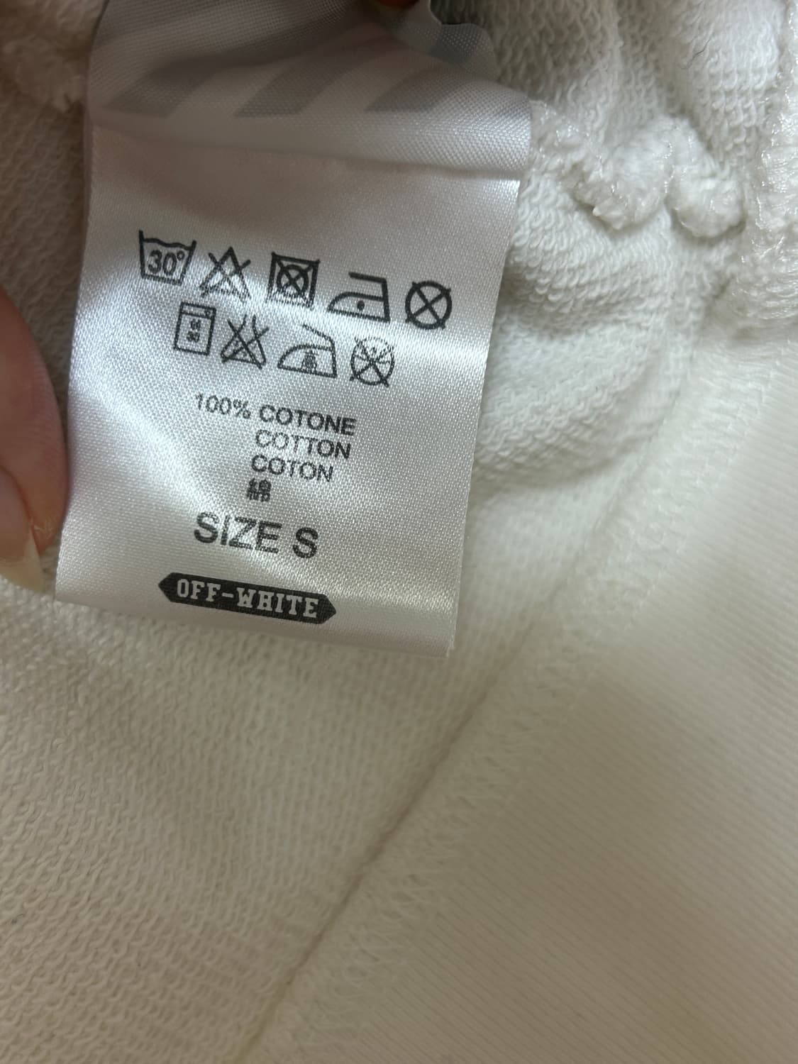 오프화이트 스컬 카라바조 후드티 화이트s 상품이미지5