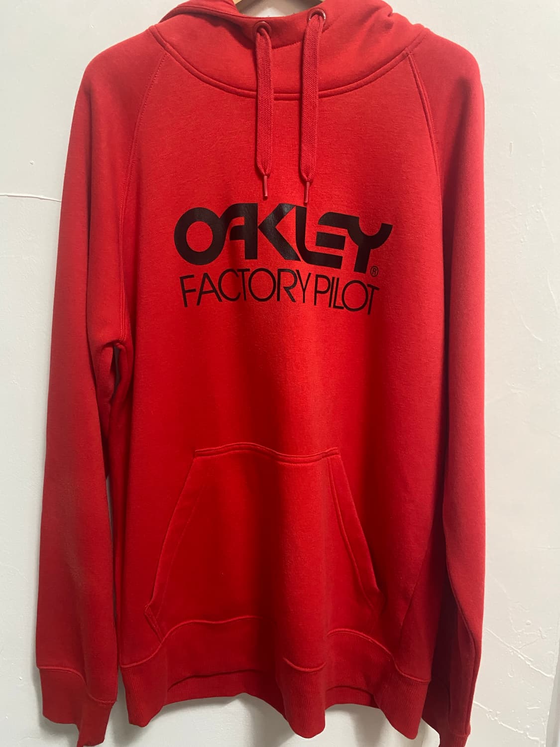 Oakley 오클리 레드 팩토리파일럿 후드티 상품이미지1