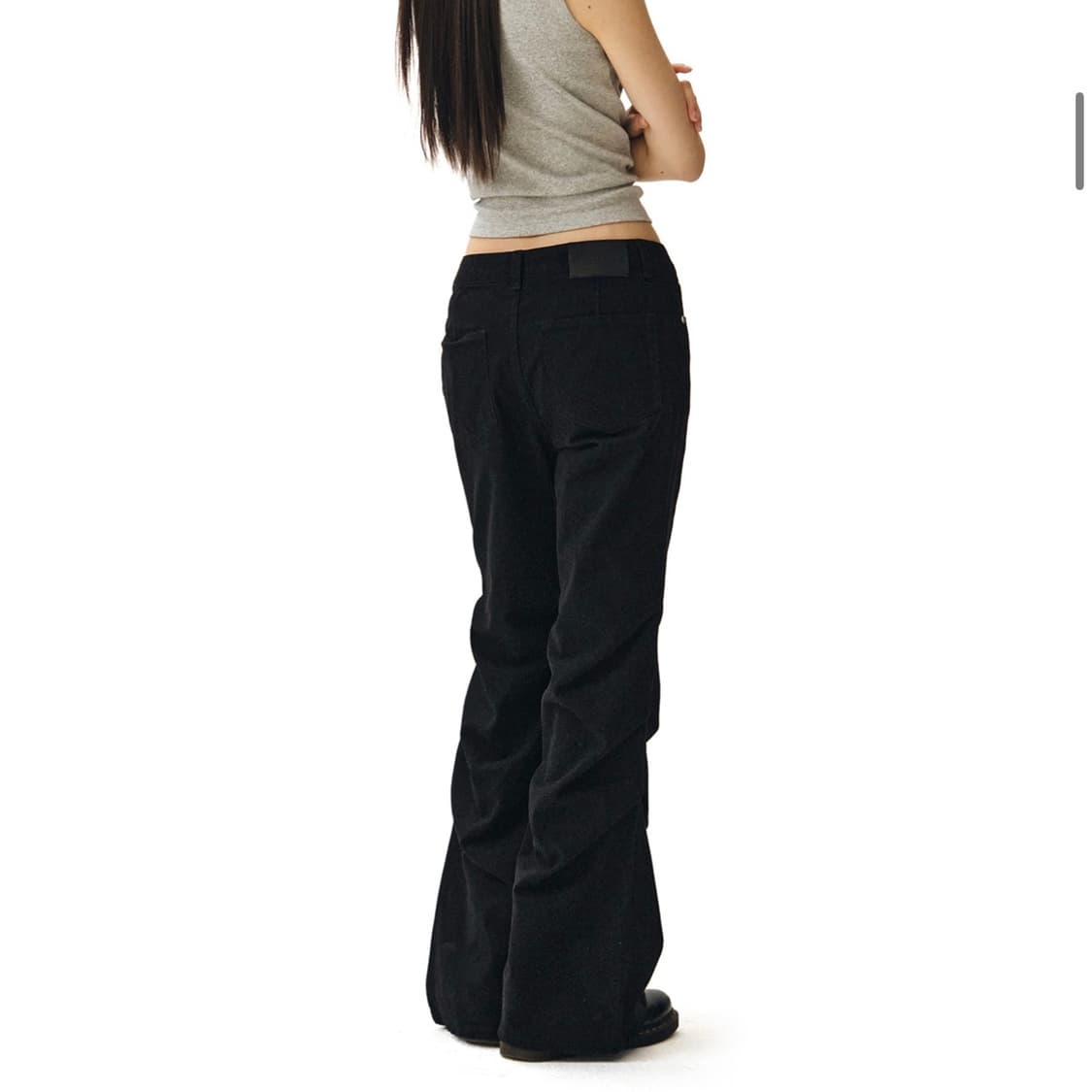 데케트 우먼 코튼 셔링 부츠컷팬츠 Flared Shirring Pants 상품이미지3