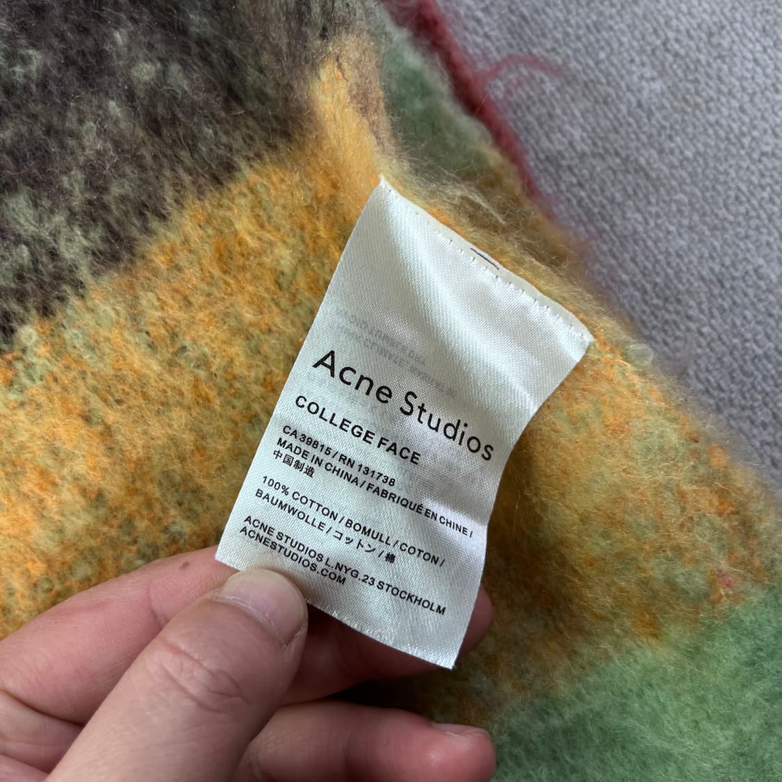 아크네스튜디오 모헤어 머플러 상품이미지4