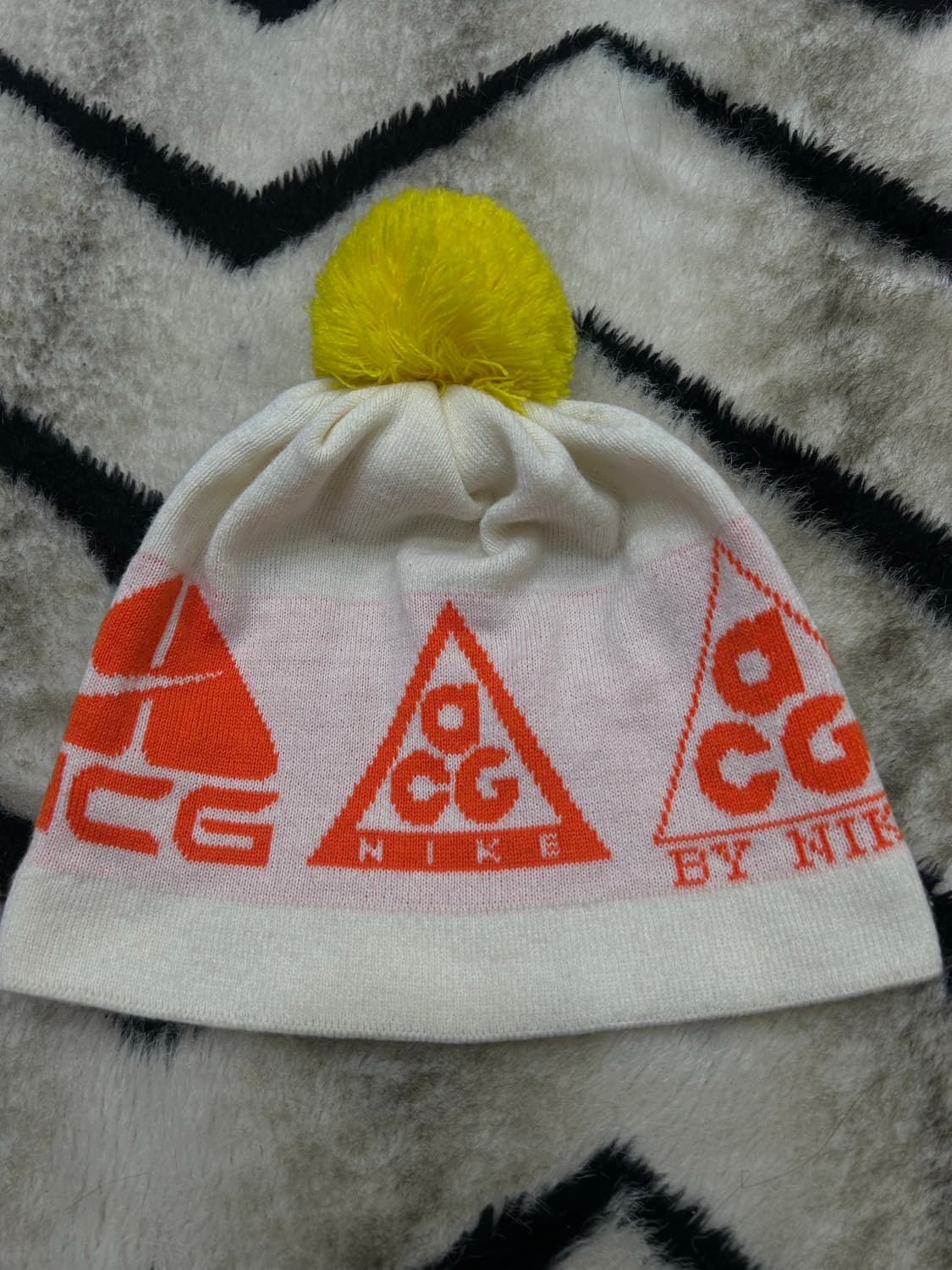 나이키ACG 00s 방울비니 상품이미지2