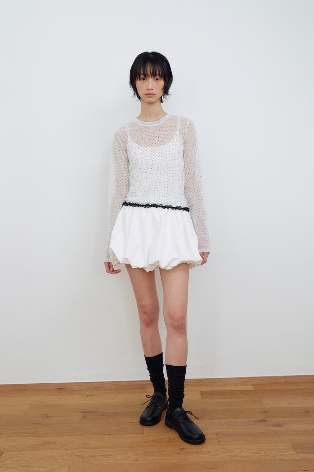 DOT MESH SHEER LONG SLEEVE TOP [WHITE] 상품이미지1