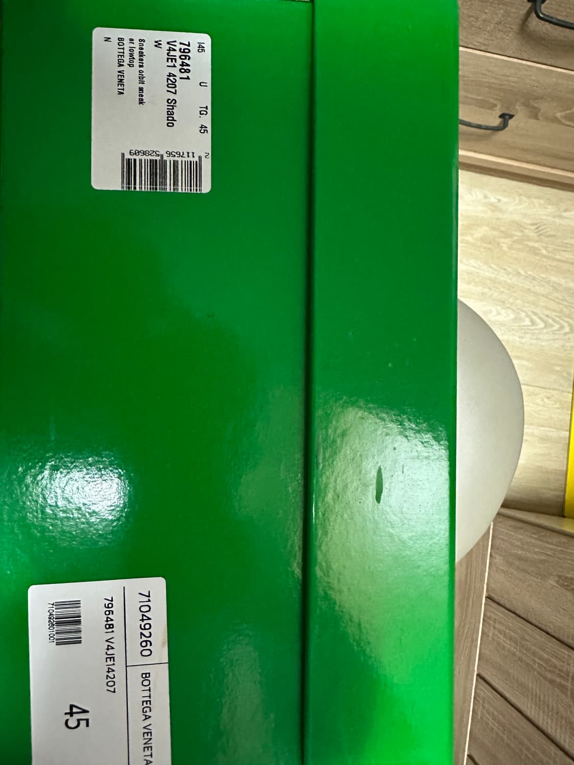 보테가베네타 오르빗스니커즈 블랙 스웨이드 45사이즈 290 판매합니다 상품이미지10