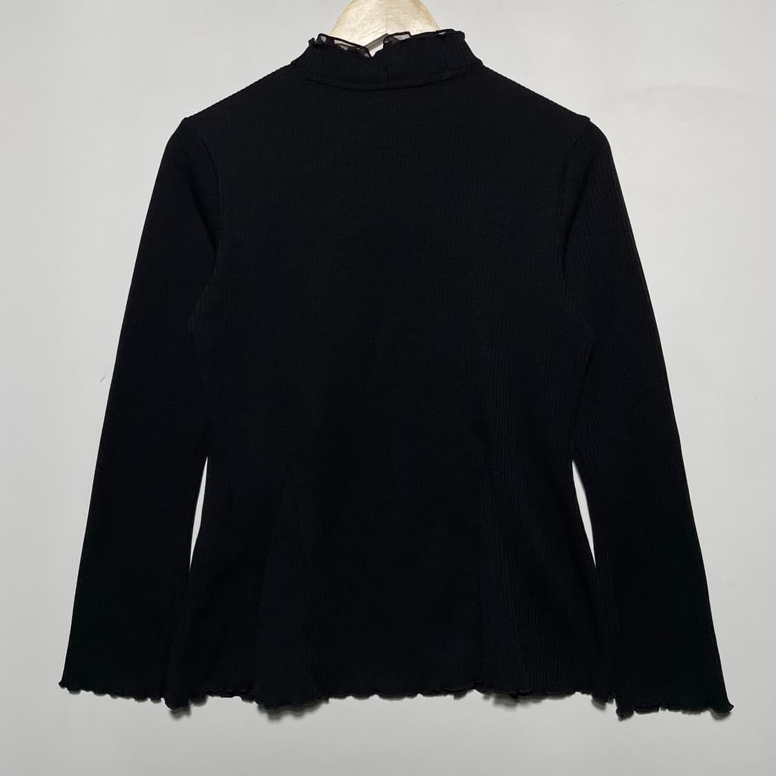 새상품 안나수이 블랙 나비 자수 니트 상품이미지4