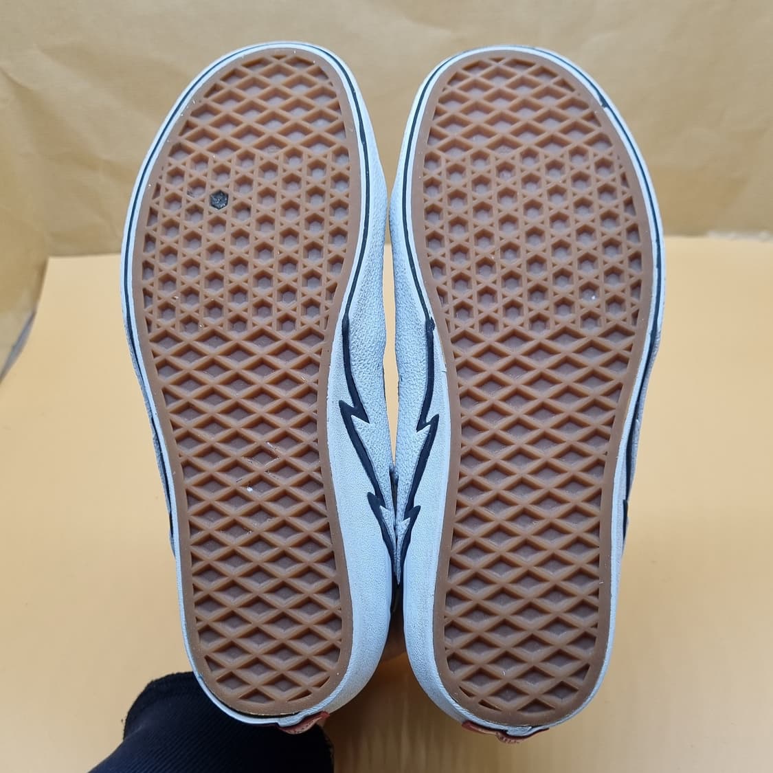 반스 스케이트 볼트 체커보드 하이탑240. 상품이미지3