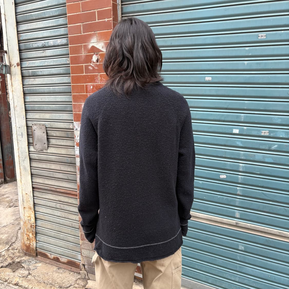 스톤아일랜드 로우컷 헤어리 자수 스웨터 상품이미지4