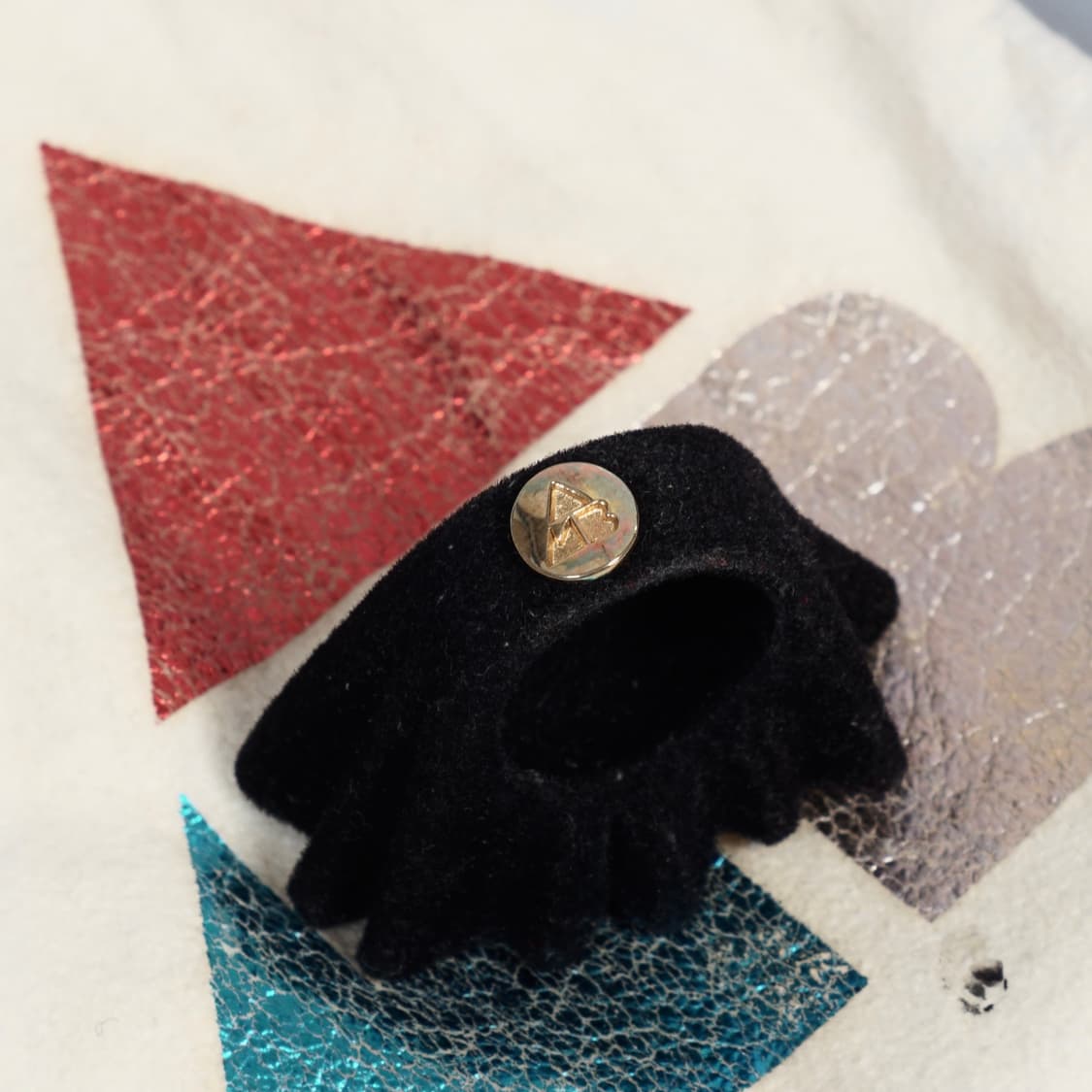 앰부쉬 POW 벨벳 반지 상품이미지3