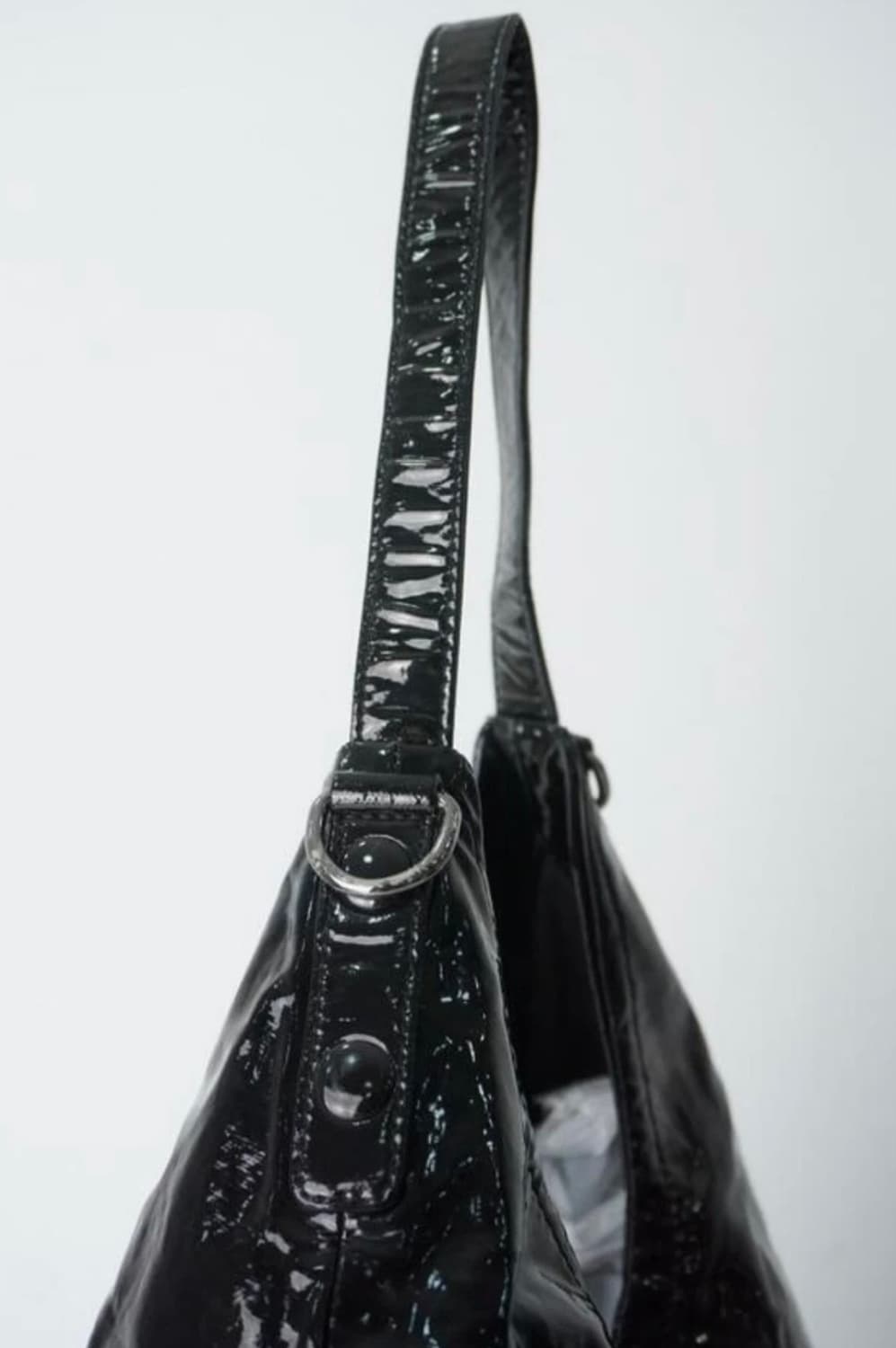Agnes.b 블랙 에나멜 숄더백 상품이미지5