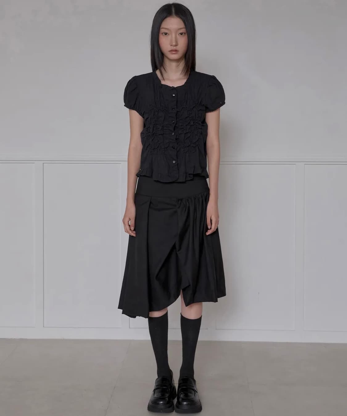 플레어업 Asymmetrical Draped Midi Skirt 블랙 상품이미지6