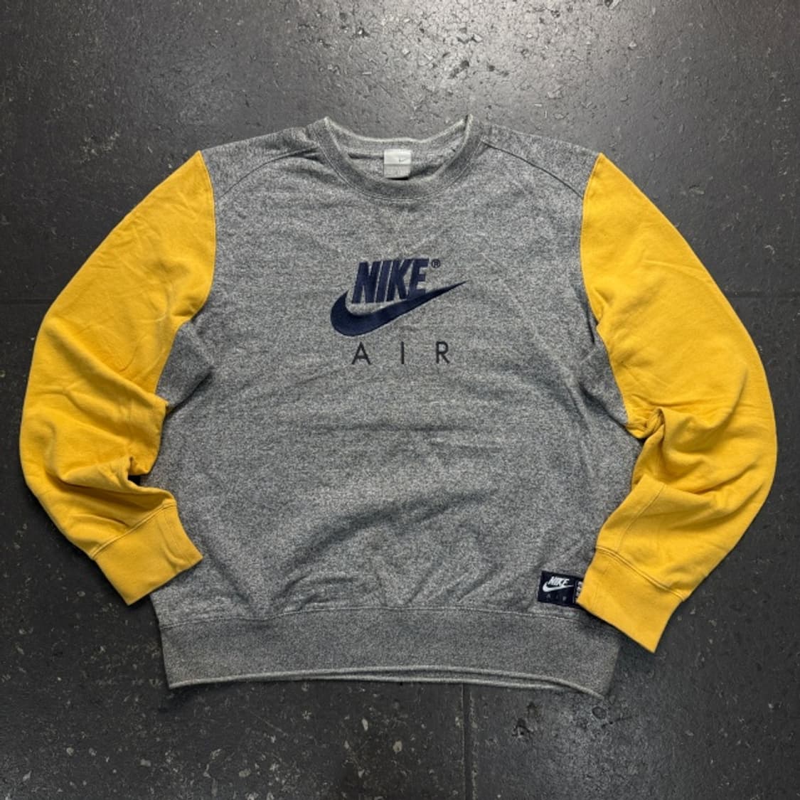 100 나이키 맨투맨  상품이미지1