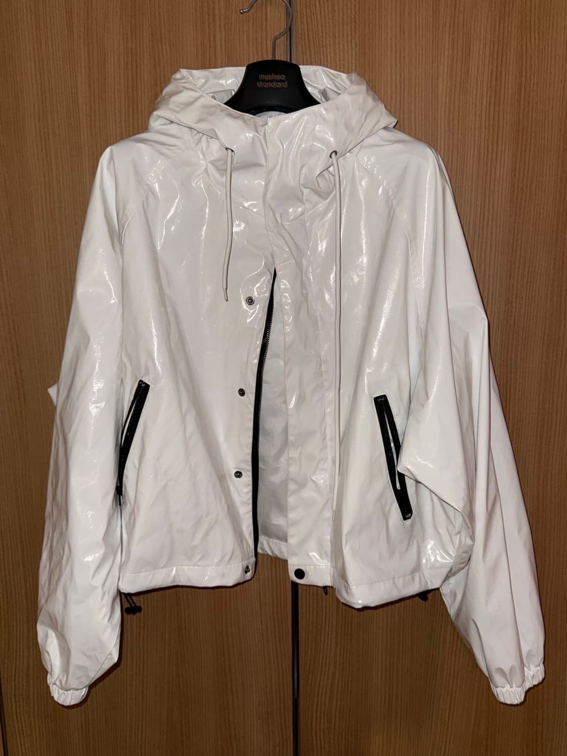 캄웨이브 에나멜 후드 바람막이 자켓  상품이미지1