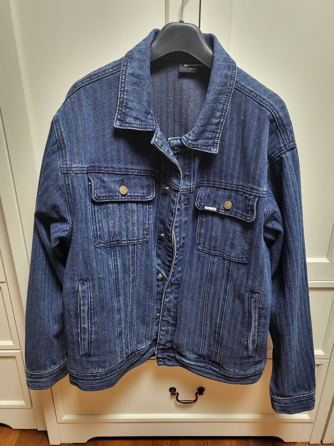 위캔더스 스트라이프 데님 트러커 자켓 상품이미지5