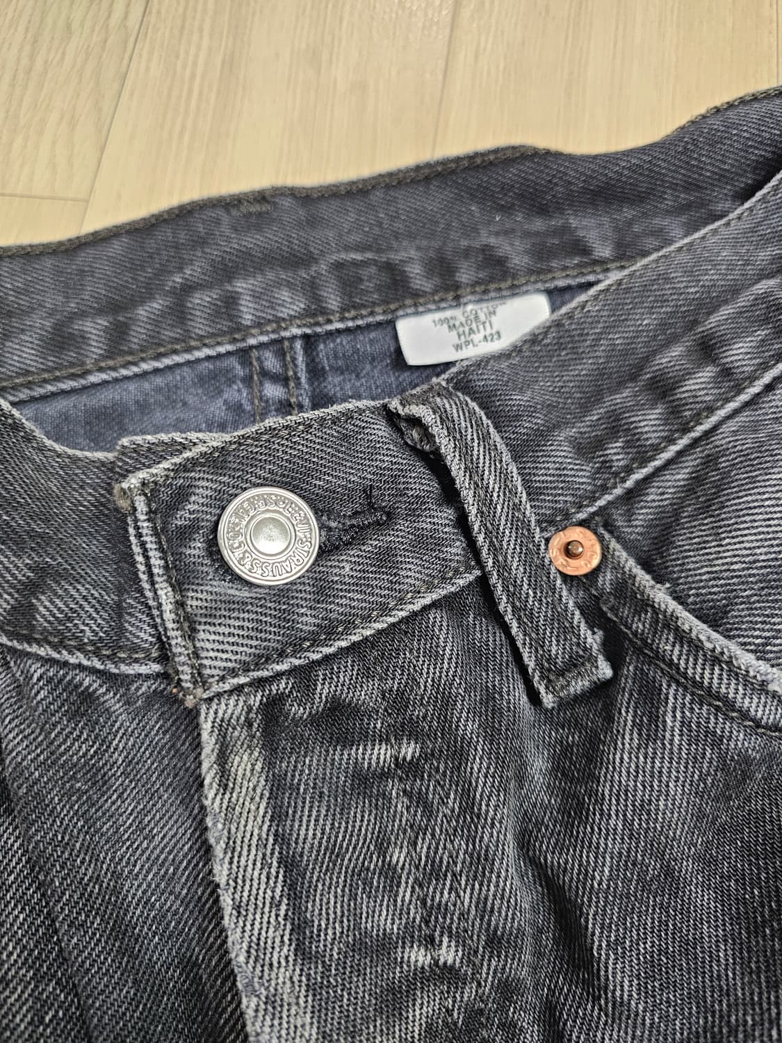 [32] 리바이스 501 흑청 데님 팬츠 상품이미지3