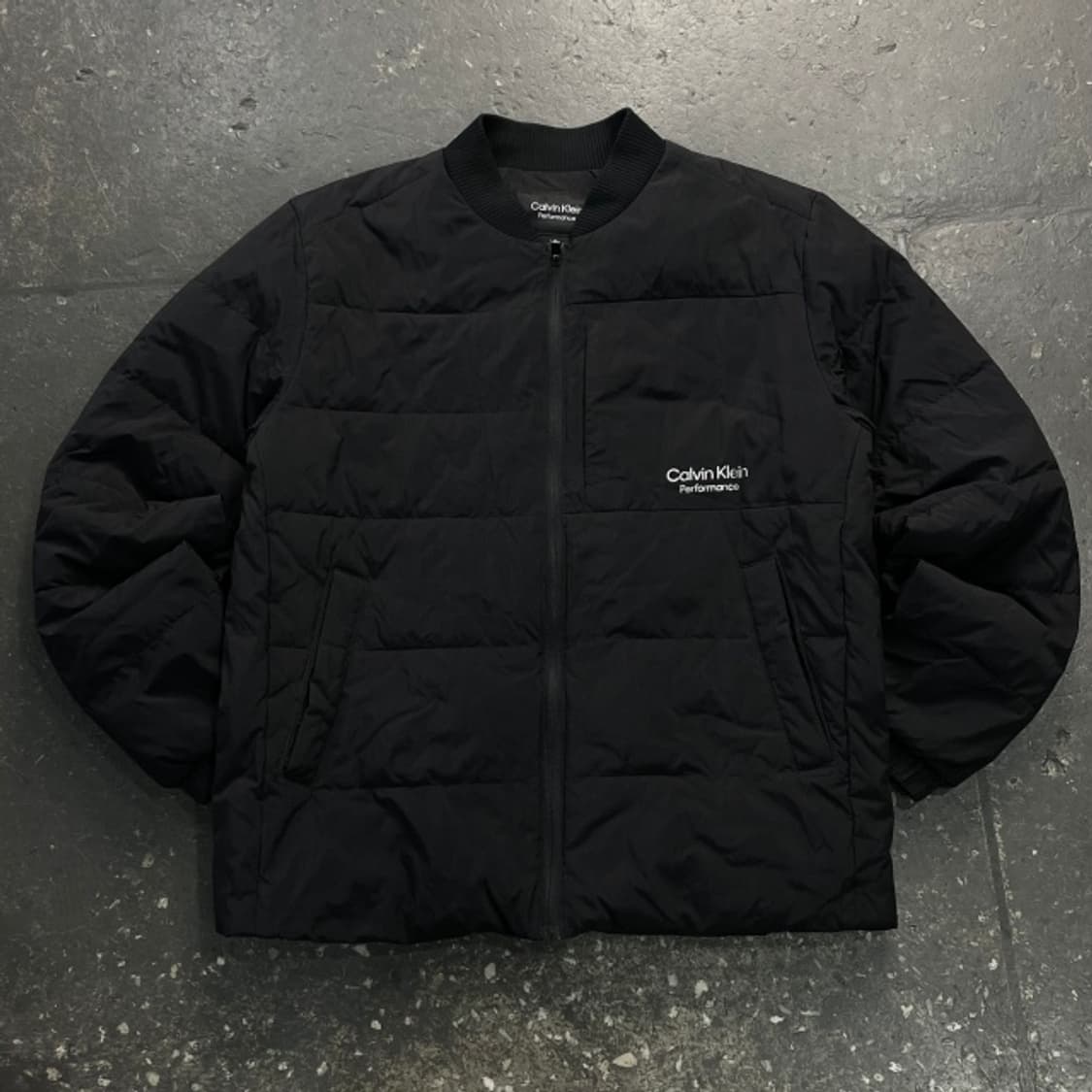 100 캘빈클라인 퍼포먼스 경량패딩  상품이미지1