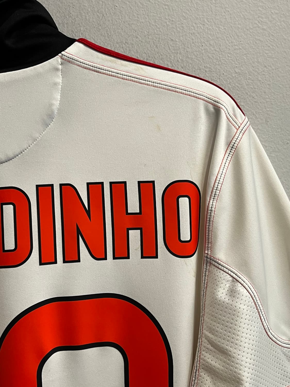 10/11 AC밀란 어웨이 호나우지뉴 (L) 상품이미지6