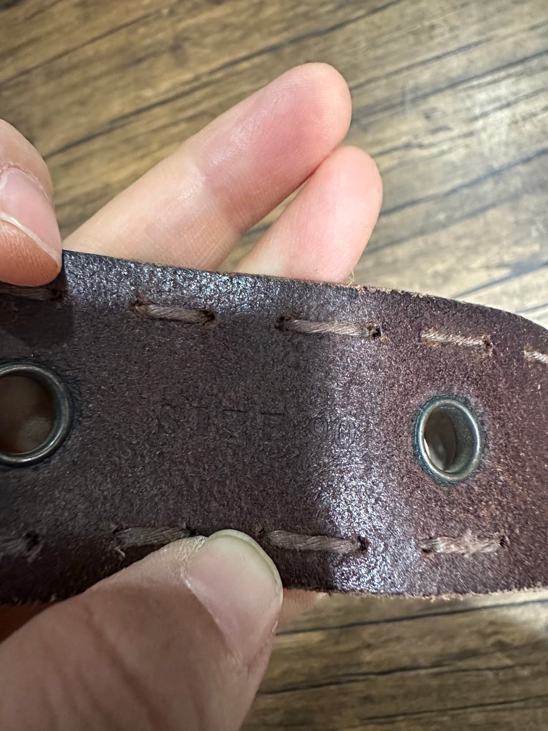 게스(GUESS) 빈티지 아일렛 통가죽 벨트 브라운 상품이미지9