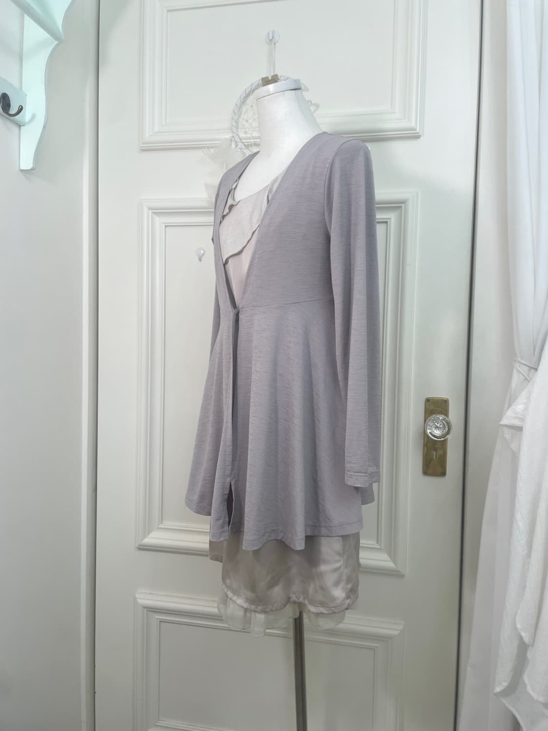 mute lavender crystal button long cardig 상품이미지2