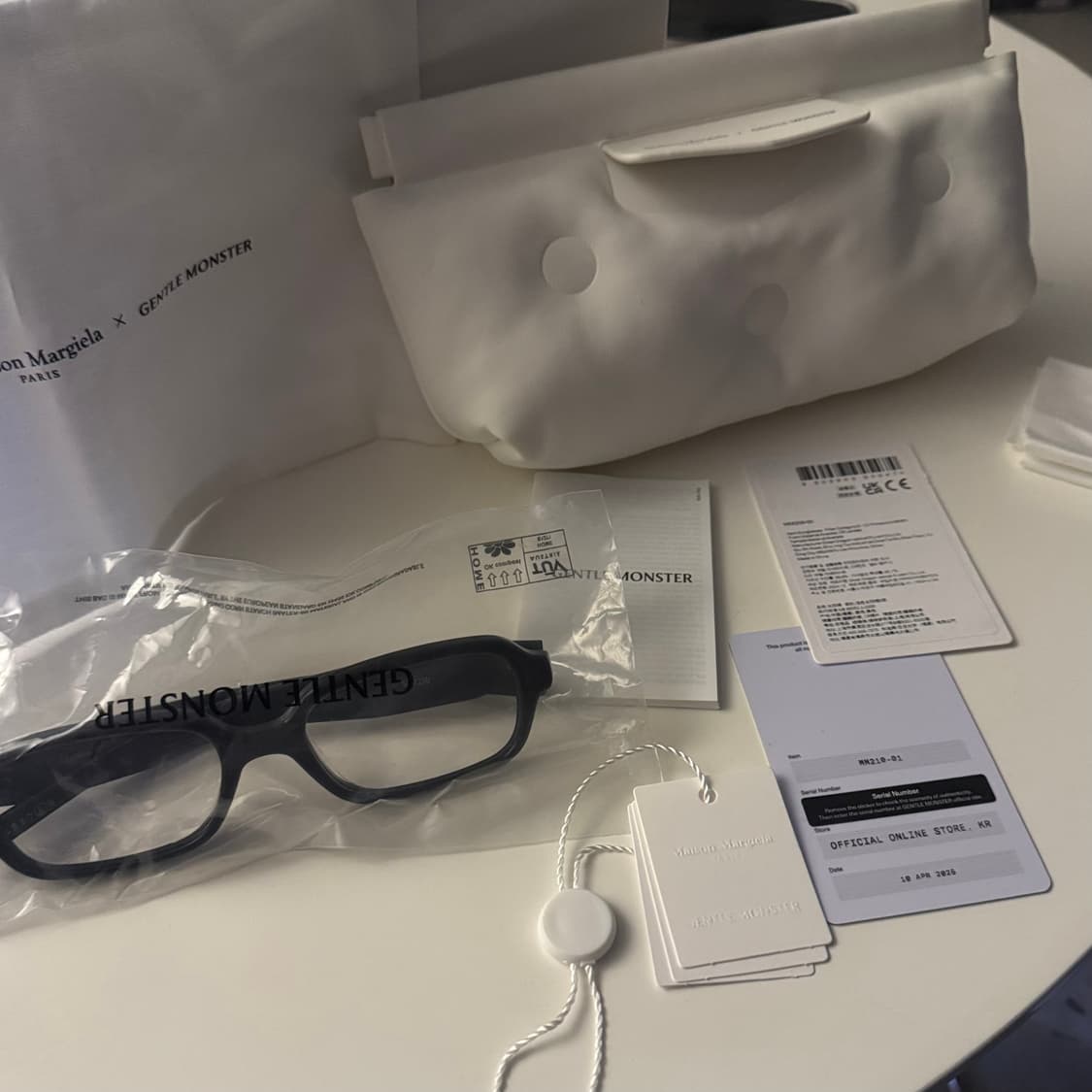 메종마르지엘라x 젠틀몬스터 mm210 (공용) 상품이미지1