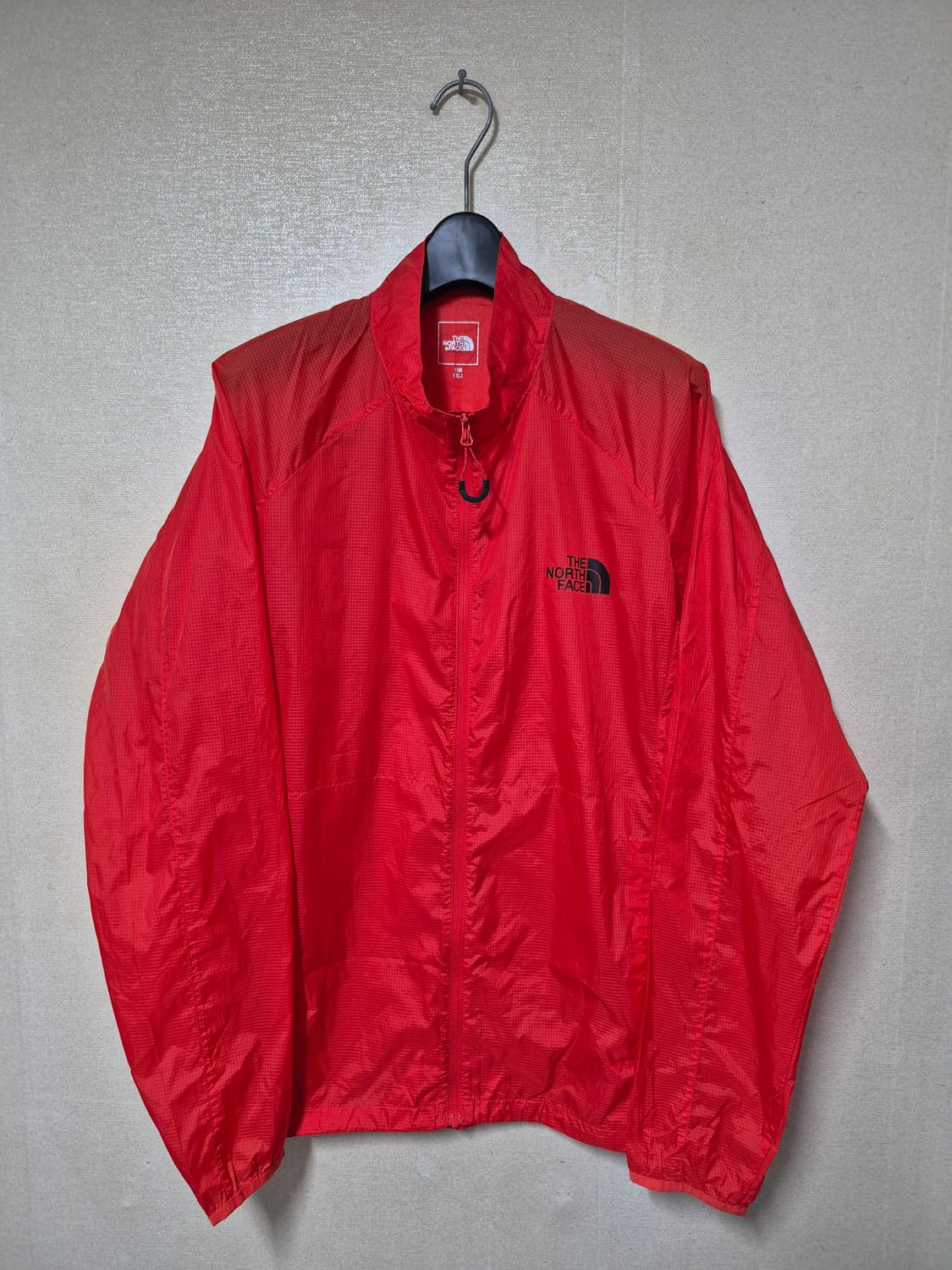 노스페이스 경량 바람막이 상품이미지1