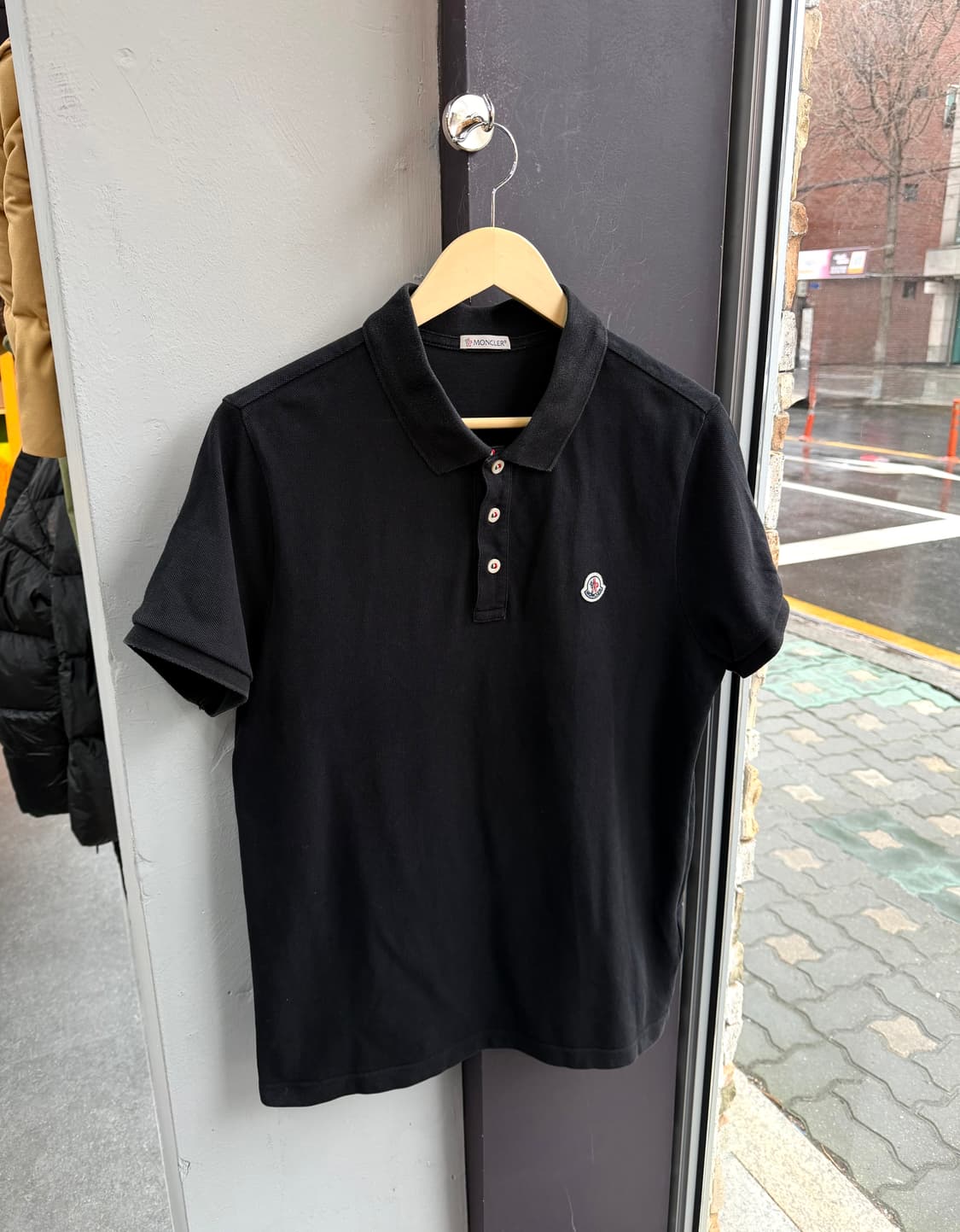 L/ 몽클레어 에센셜 와펜 패치 클래식 반팔 폴로 상품이미지3