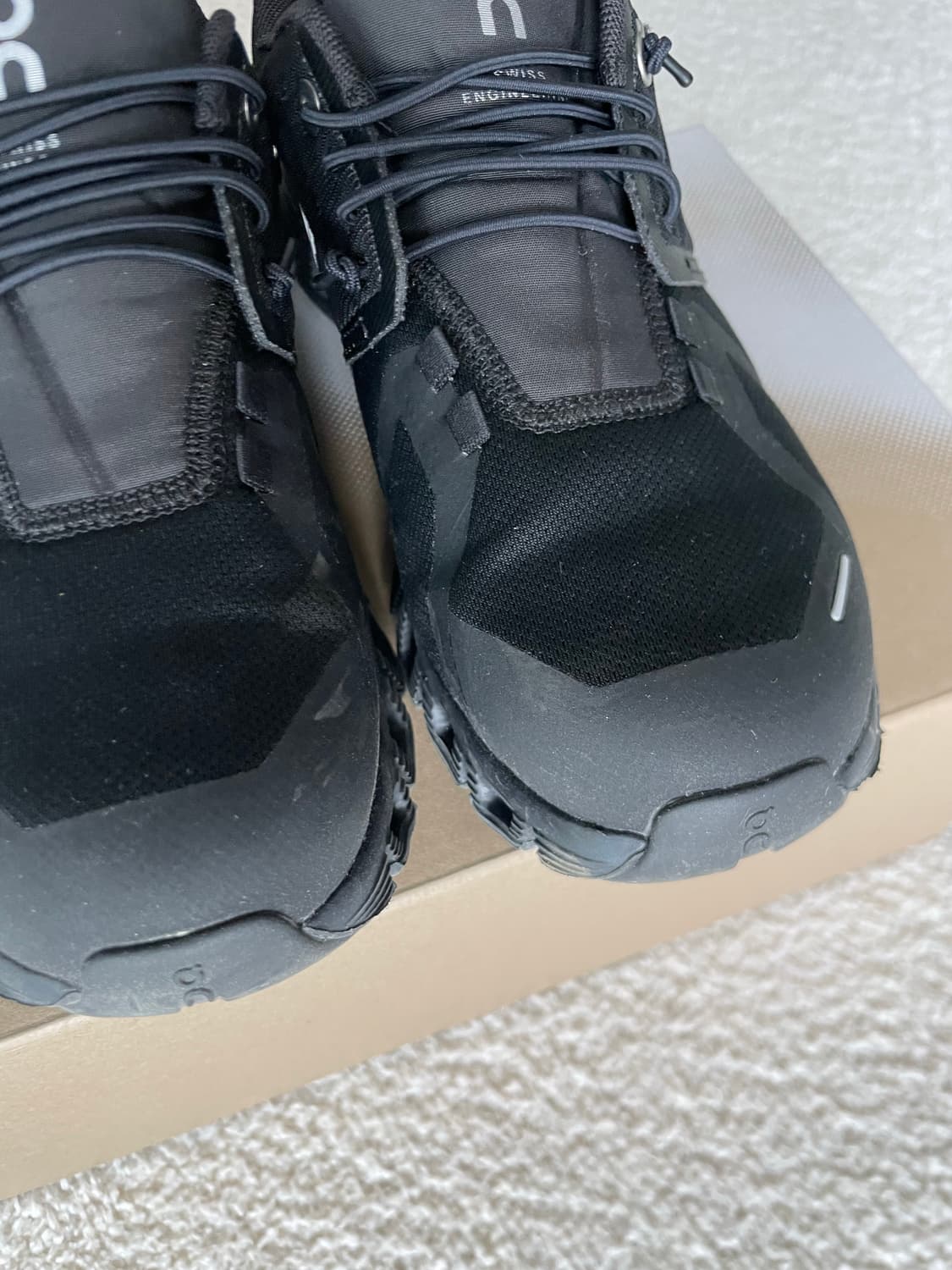 온러닝 클라우드 5 워터프루프 235 상품이미지8