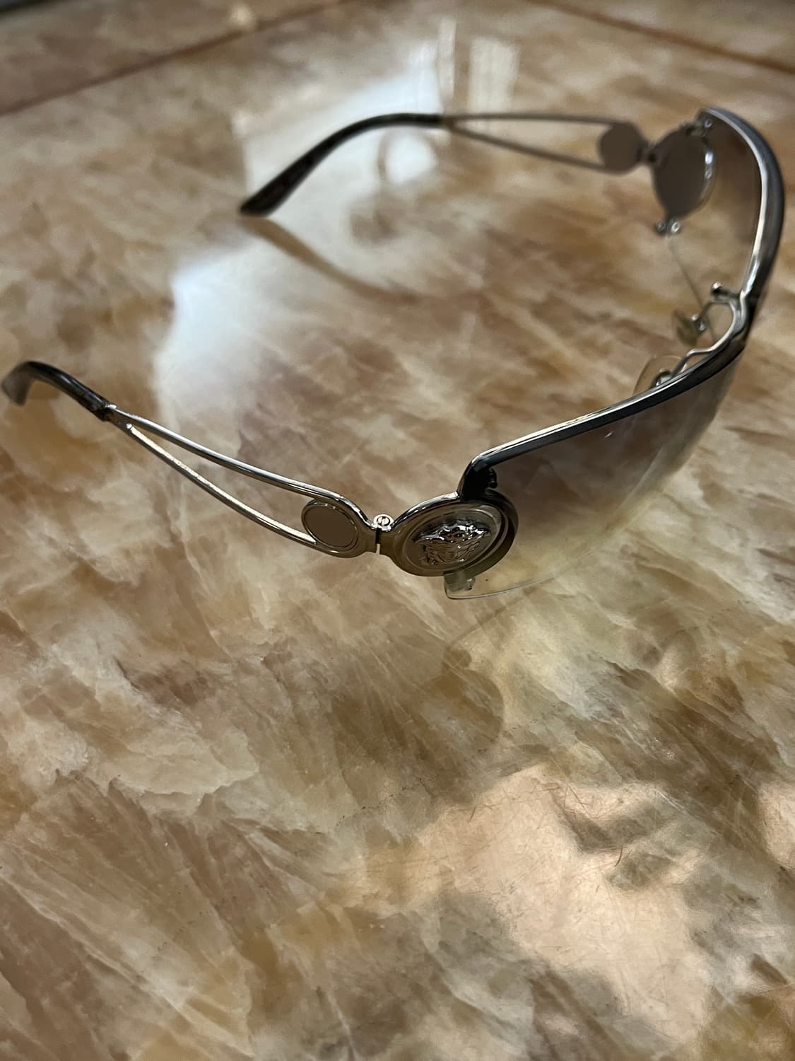 베르사체 림리스 선글라스 상품이미지3