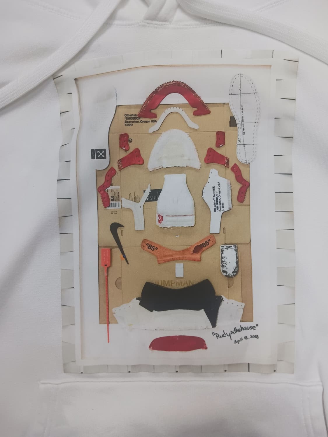 [2XL] 루디인다하우스 조던1 오프화이트 시카고 해체 후드티 상품이미지2