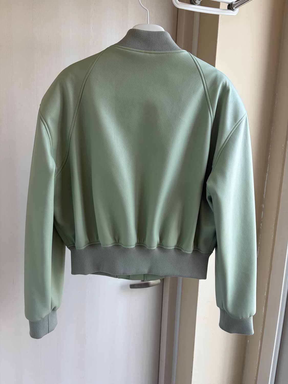 레더 크롭 자켓 상품이미지2