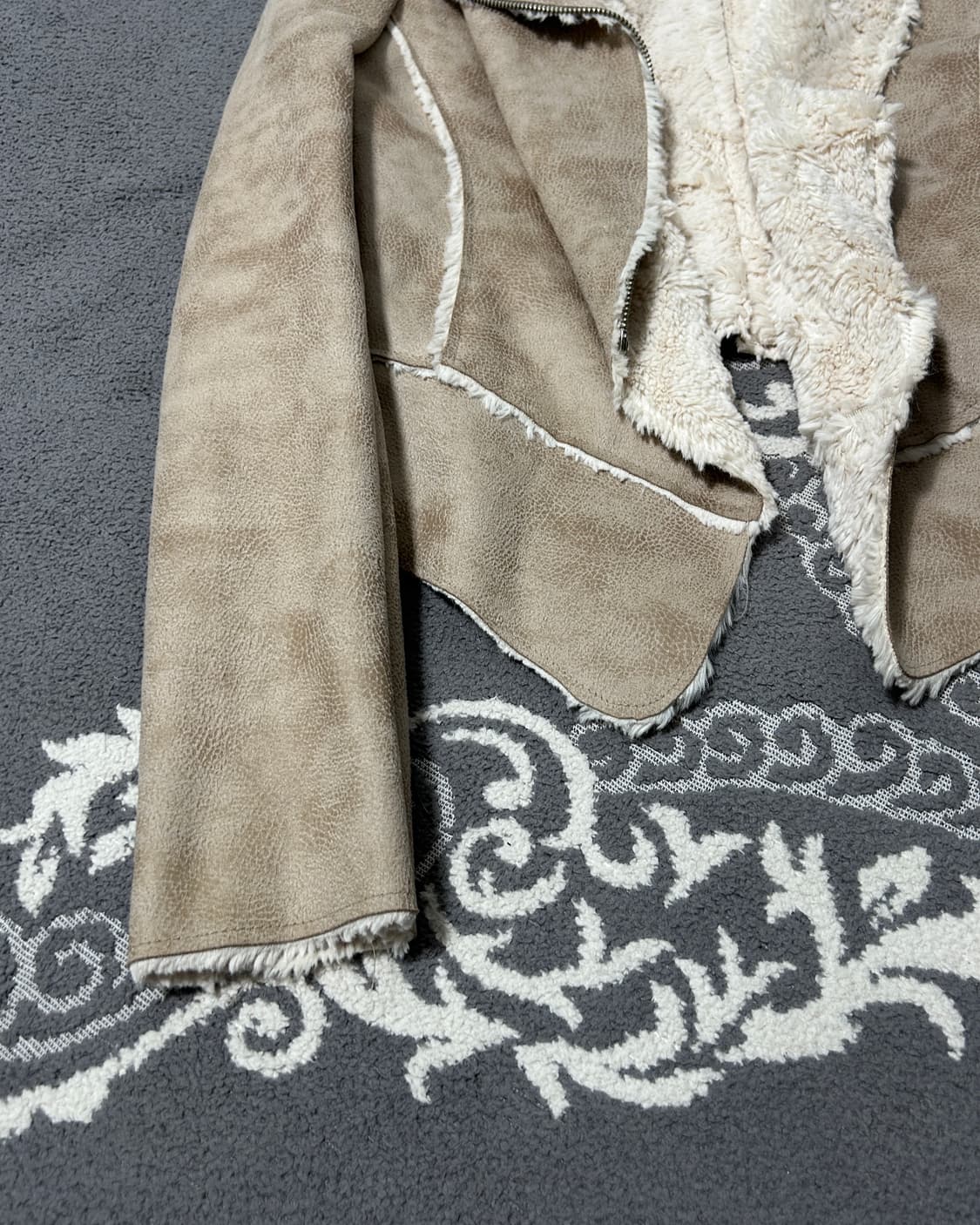 드레이프 크롭 퍼 자켓 상품이미지3