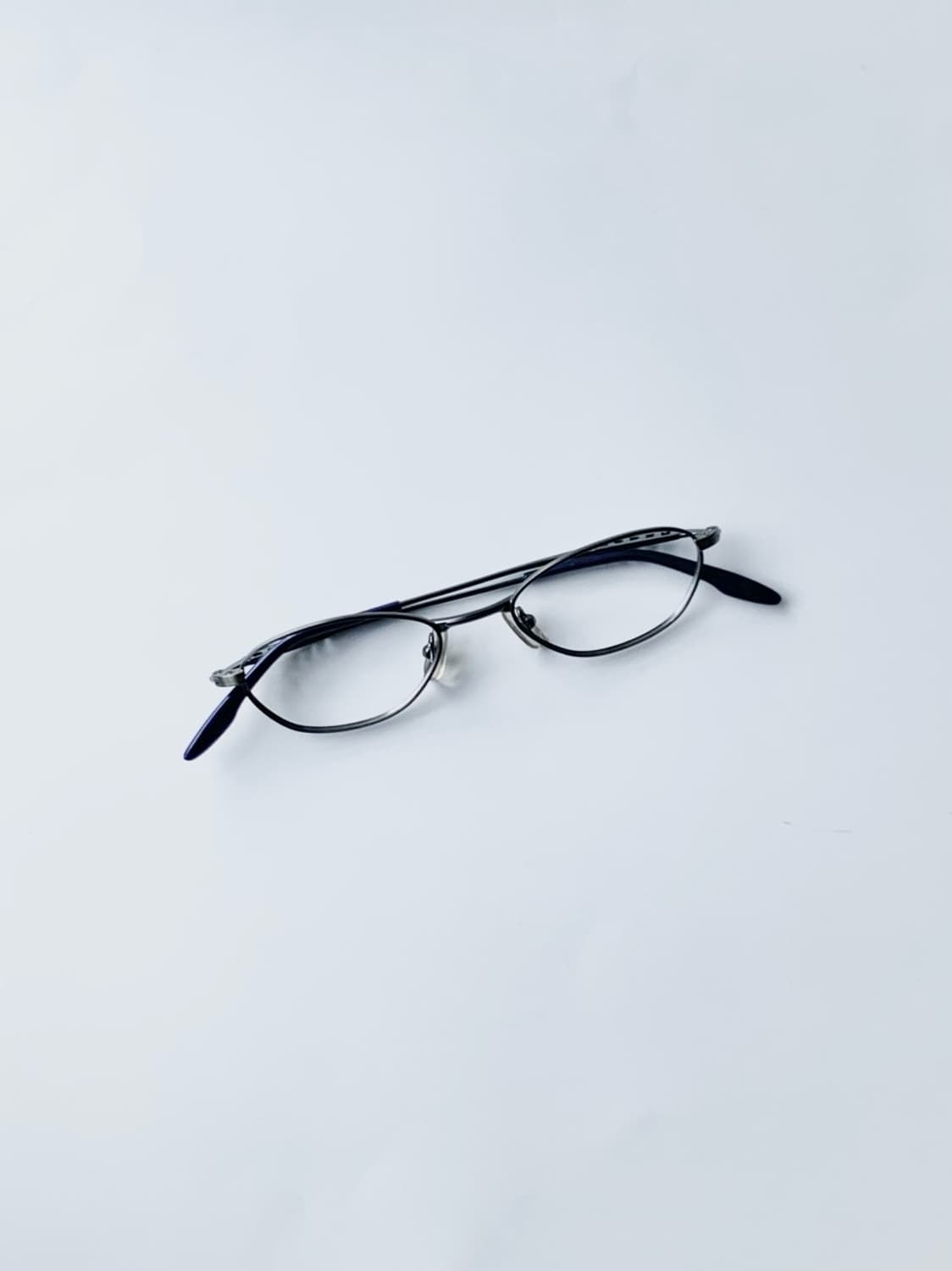 [픽키-700] 건메탈 메탈 풀프레임 안경 슬림 오벌 쉐입 상품이미지6