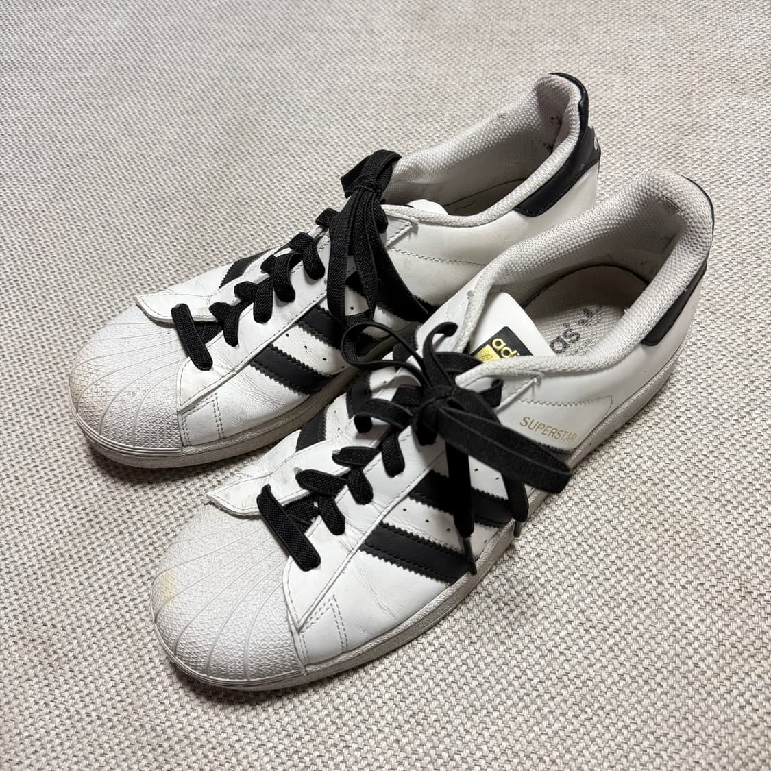 아디다스 슈퍼스타 흰검 상품이미지1