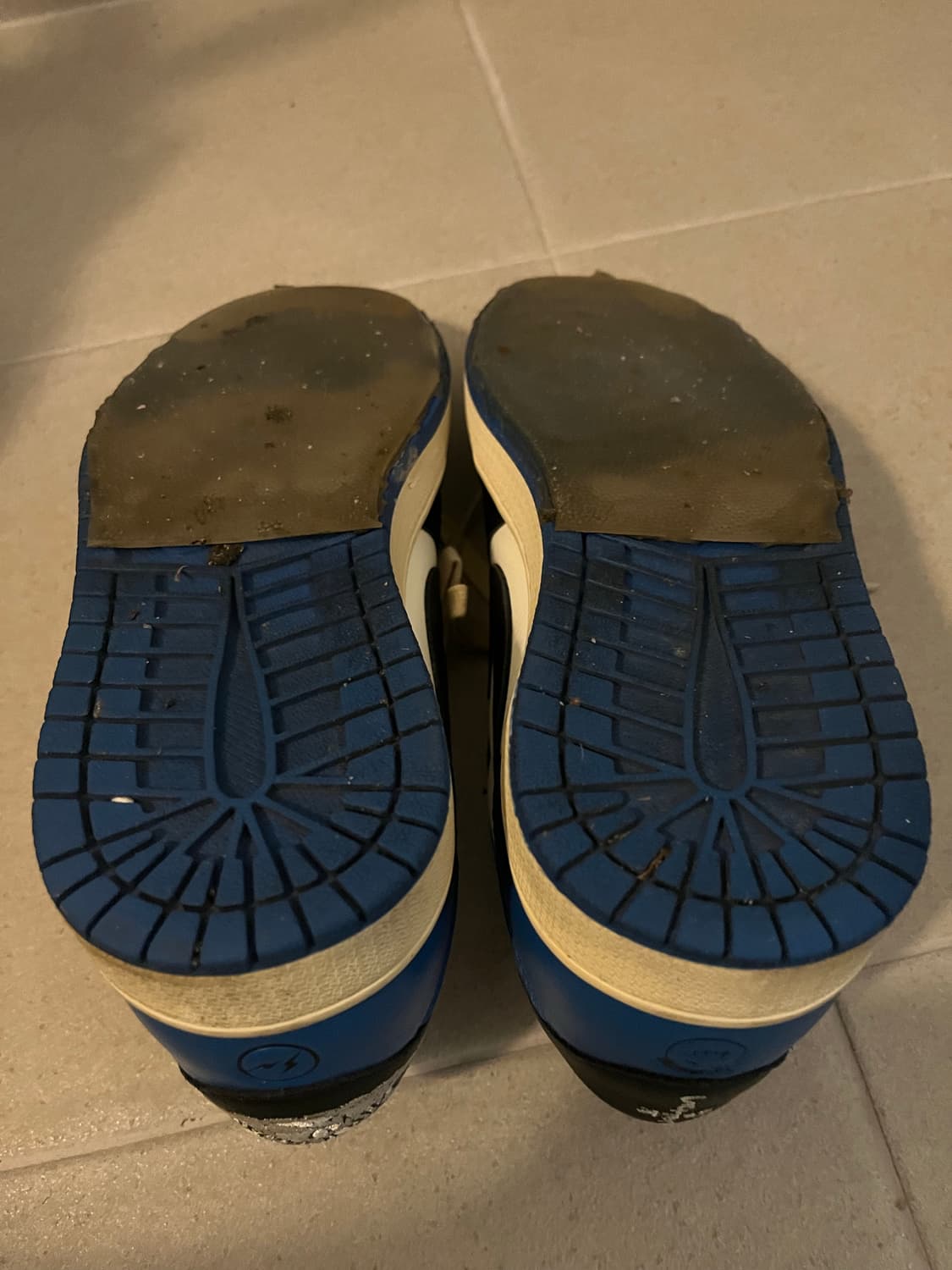 조던 1 x 트래비스 스캇 x 프라그먼트 레트로 로우 OG SP 밀리터리 상품이미지9