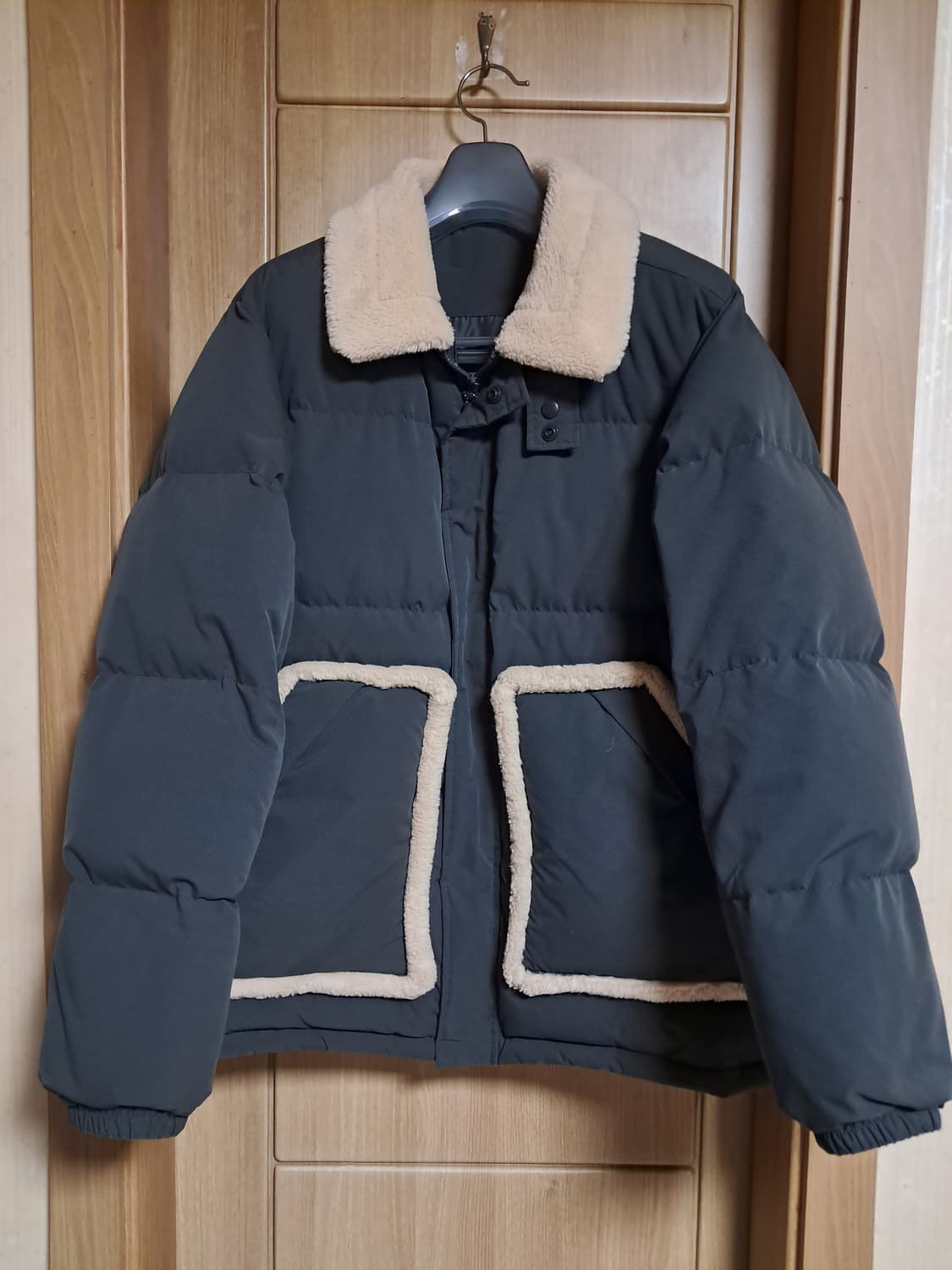 UCLA 패딩 남성M 상품이미지1