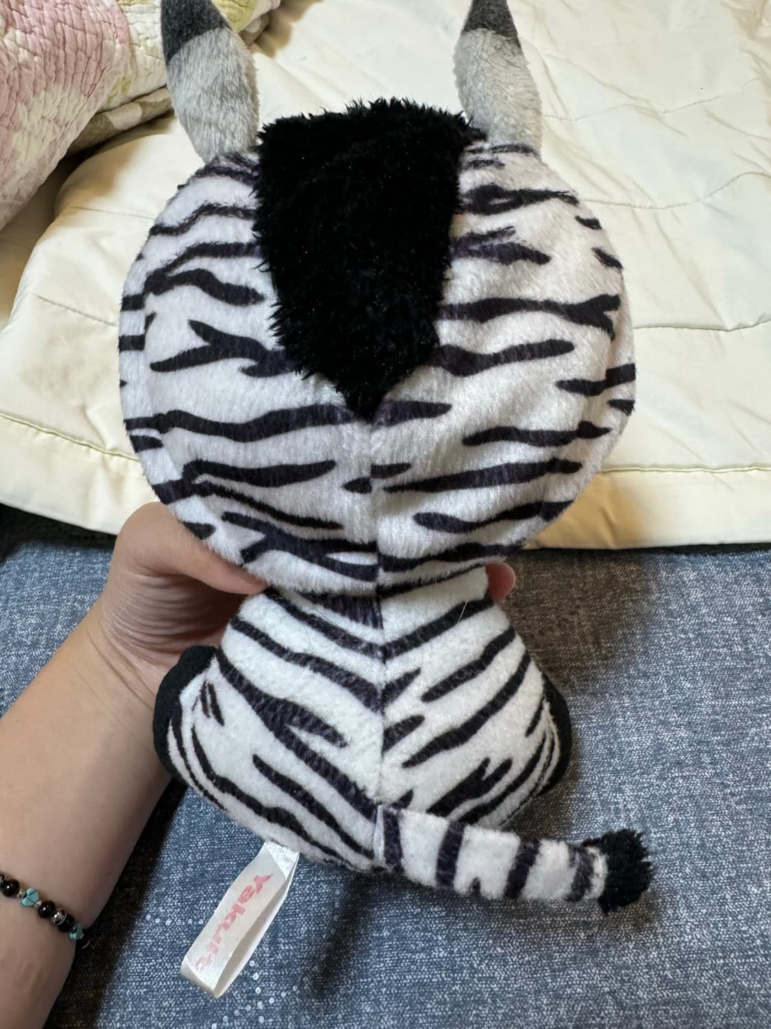 헬로키티 지브라 인형 판매중 상품이미지2