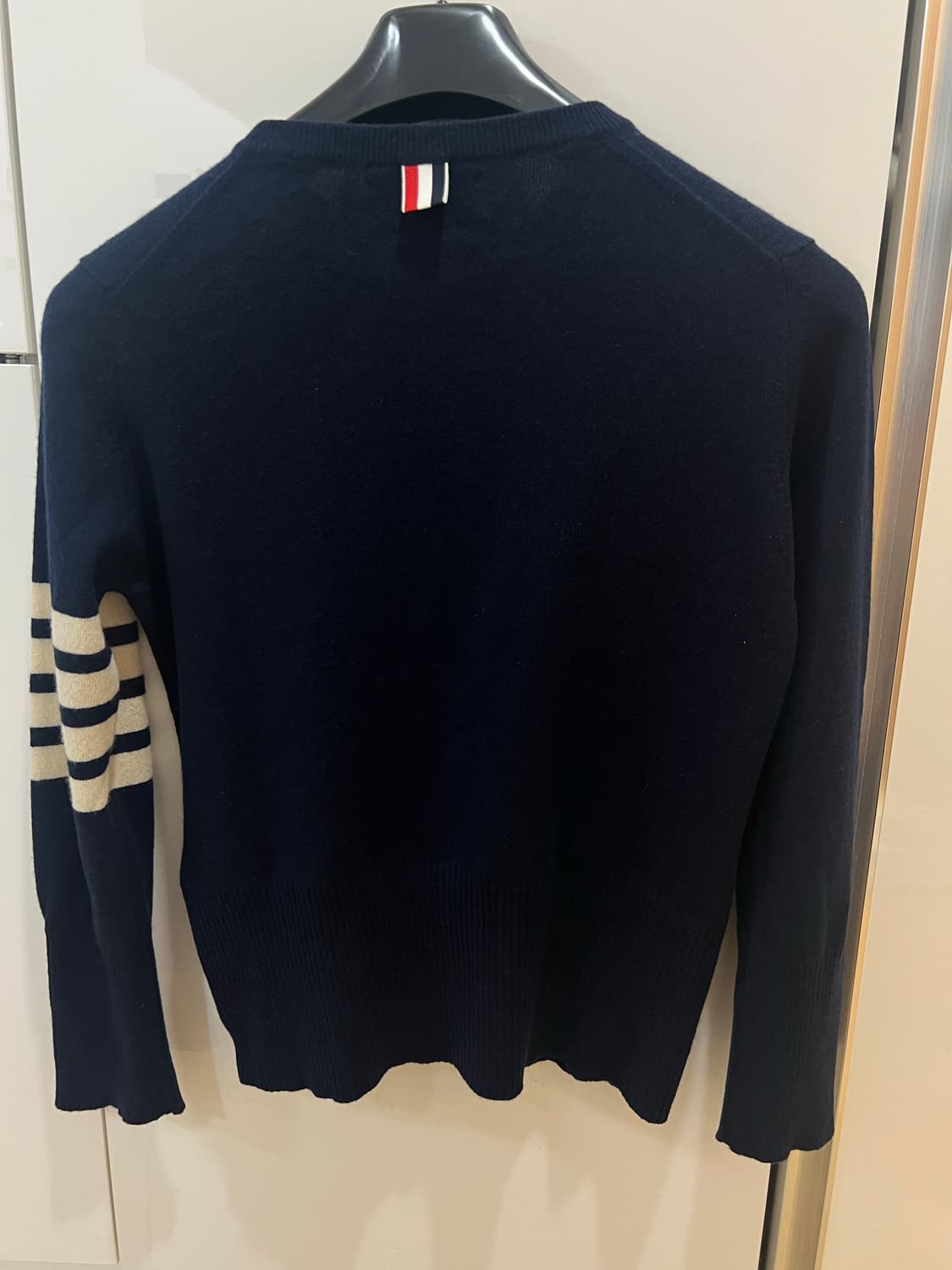 톰브라운 캐시미어니트 2사이즈 (새상품급) 상품이미지2