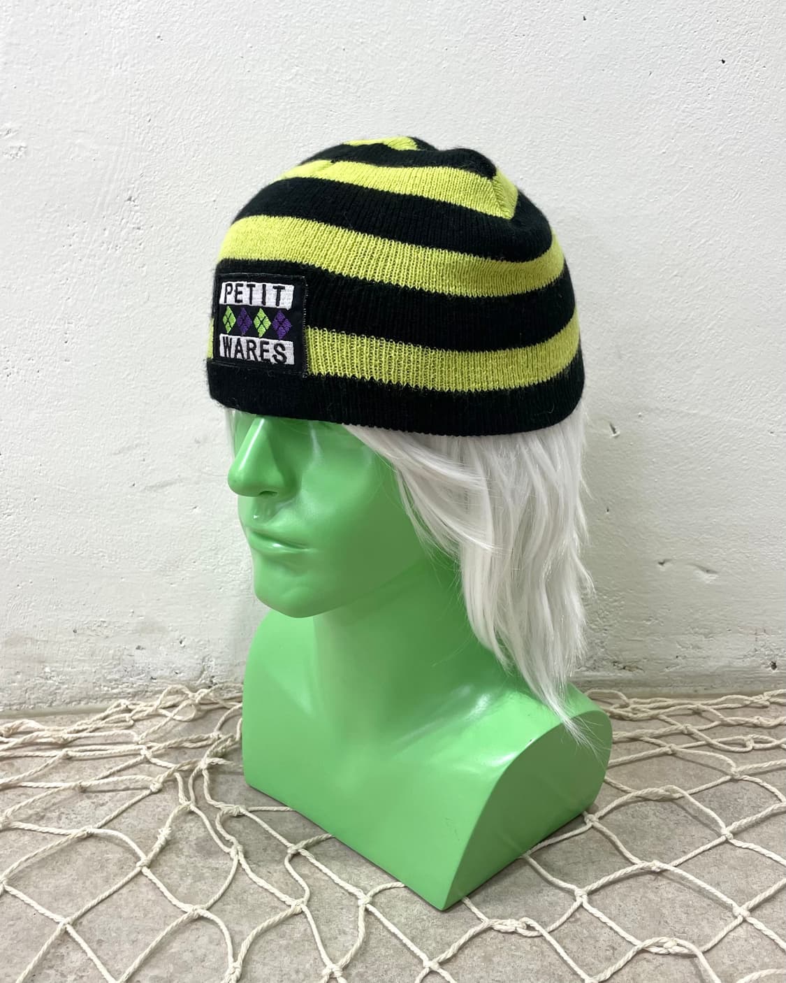 Green & Black Stripe Beanie 상품이미지1