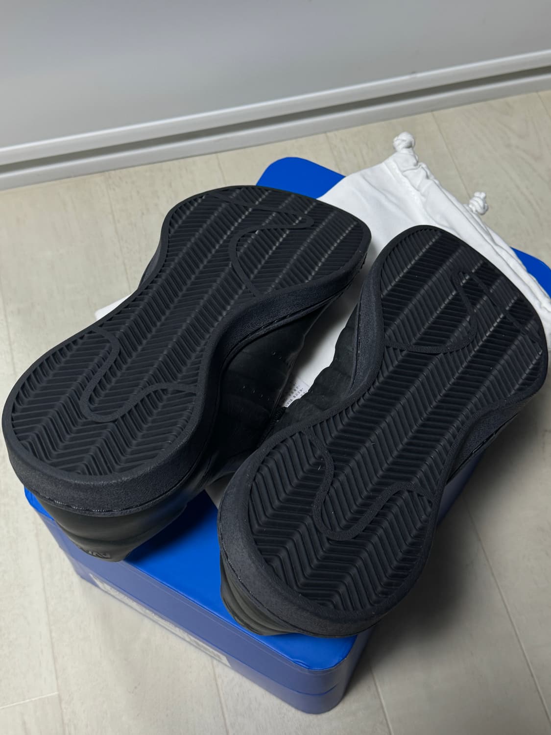 (W) 아바바브 x 아디다스 슈퍼스타 그레이 카본 220 새상품 상품이미지7