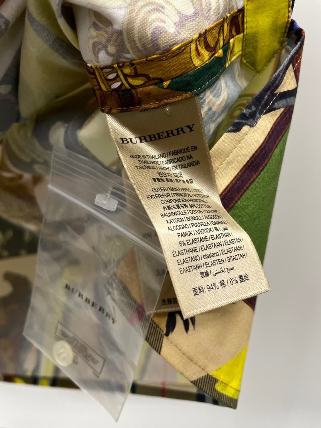 여) 버버리 신형 아카이브 민소매 셔츠 상품이미지7