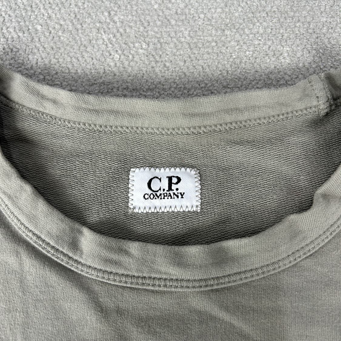 CP컴퍼니 맨투맨  상품이미지2