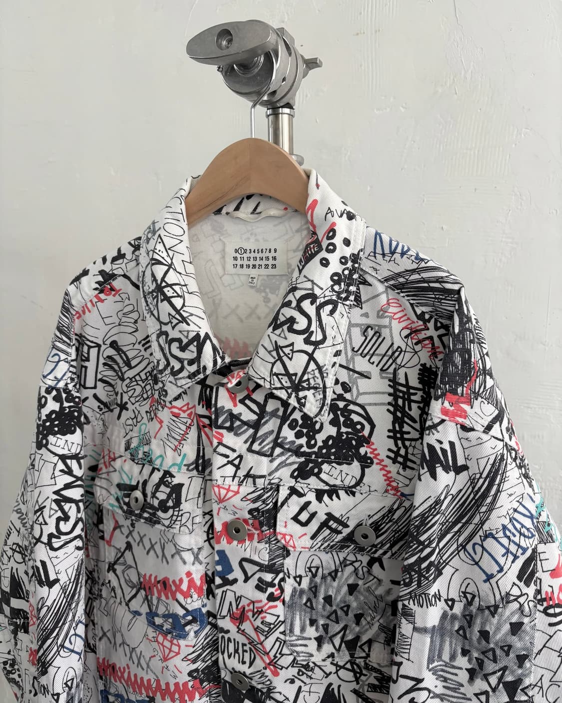 Maison Margiela 메종 마르지엘라 그래피티 데님 자켓 상품이미지3