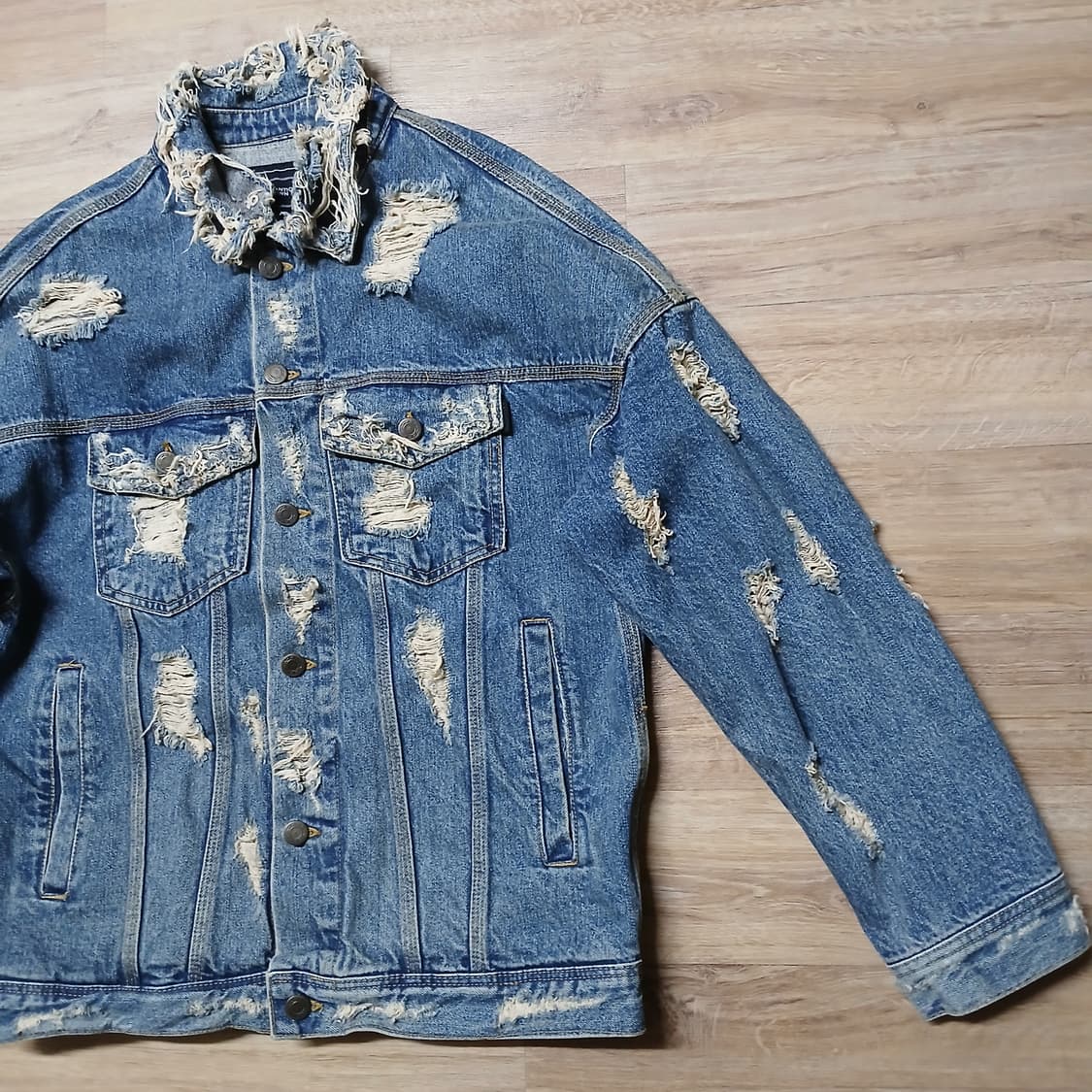 로맨틱크라운 데미지 트러커 남녀공용 데님자켓 청자켓 상품이미지4