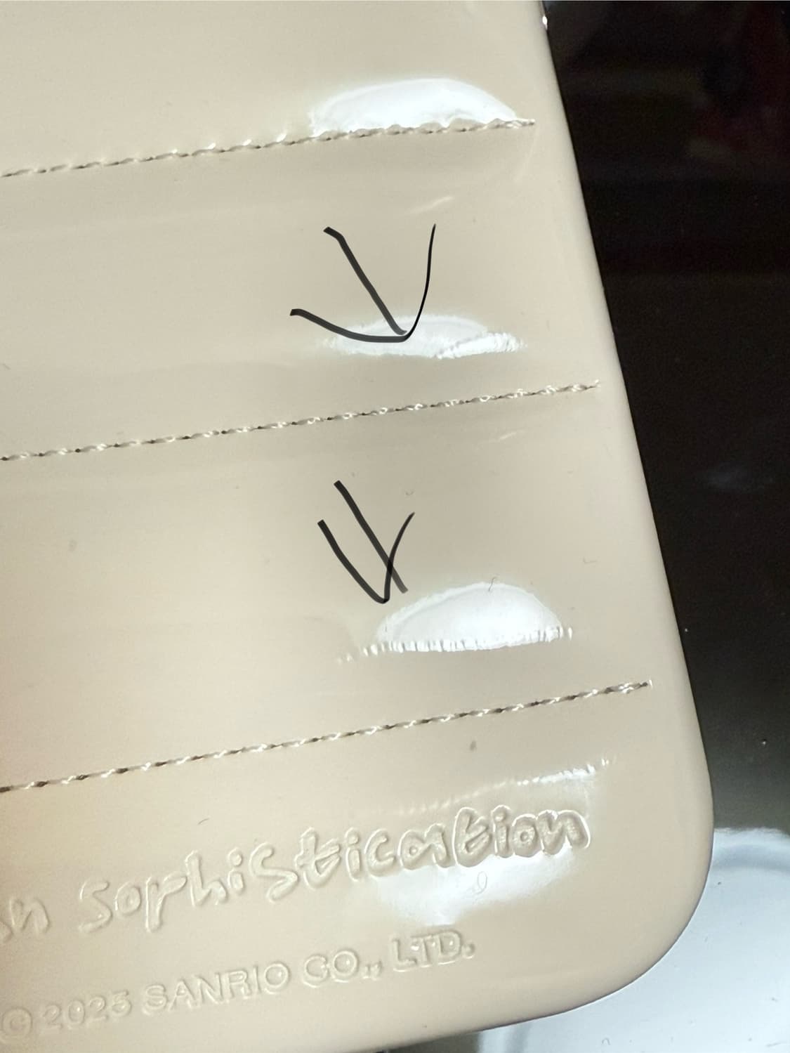 어반소피스티케이션 키티 아이폰 16pro 상품이미지3