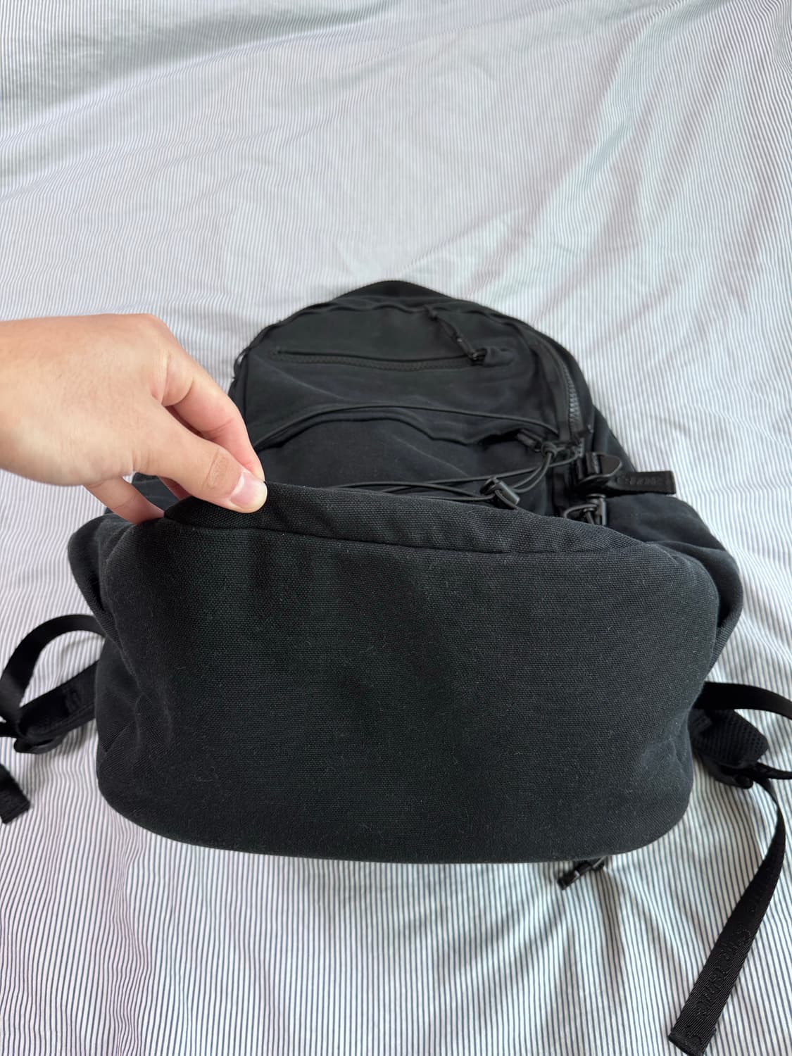 슈프림 백팩 블랙 25ss 상품이미지7