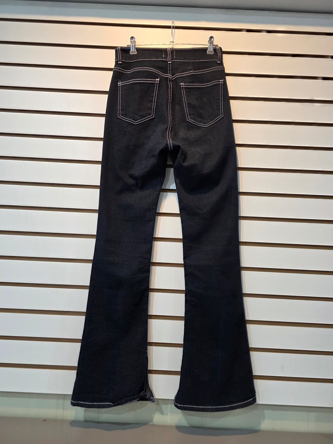 MONROE 밑트임 포인트 부츠컷 데님 팬츠 상품이미지2